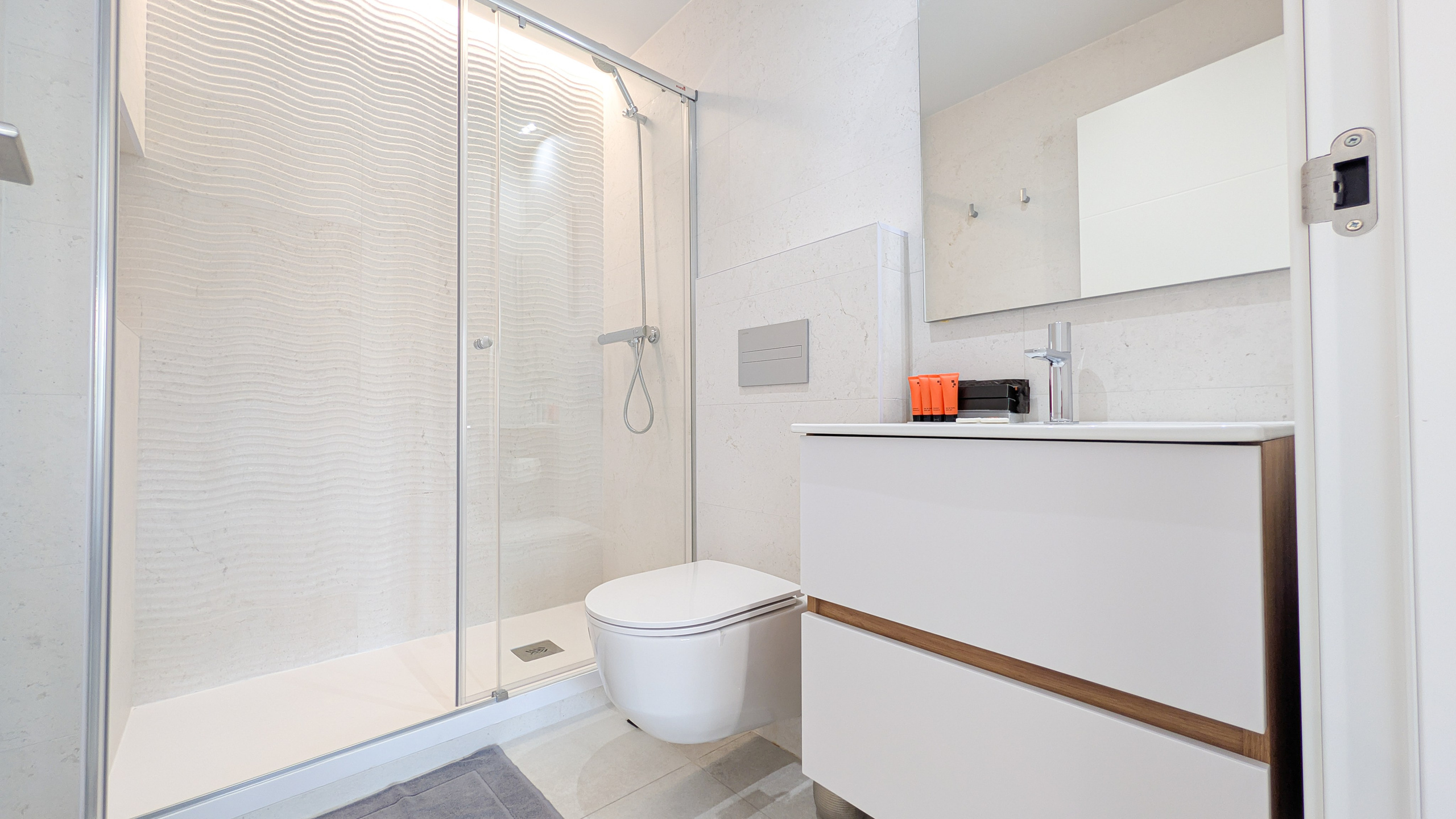 PLATINUM. Baby Beast