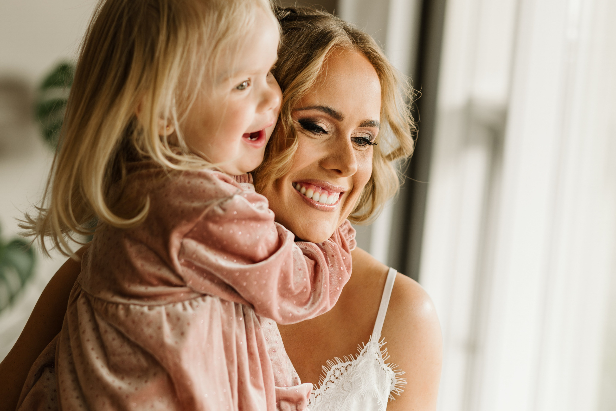 Maria and Matt. Michalina Dzianach Wedding Photographer Iceland