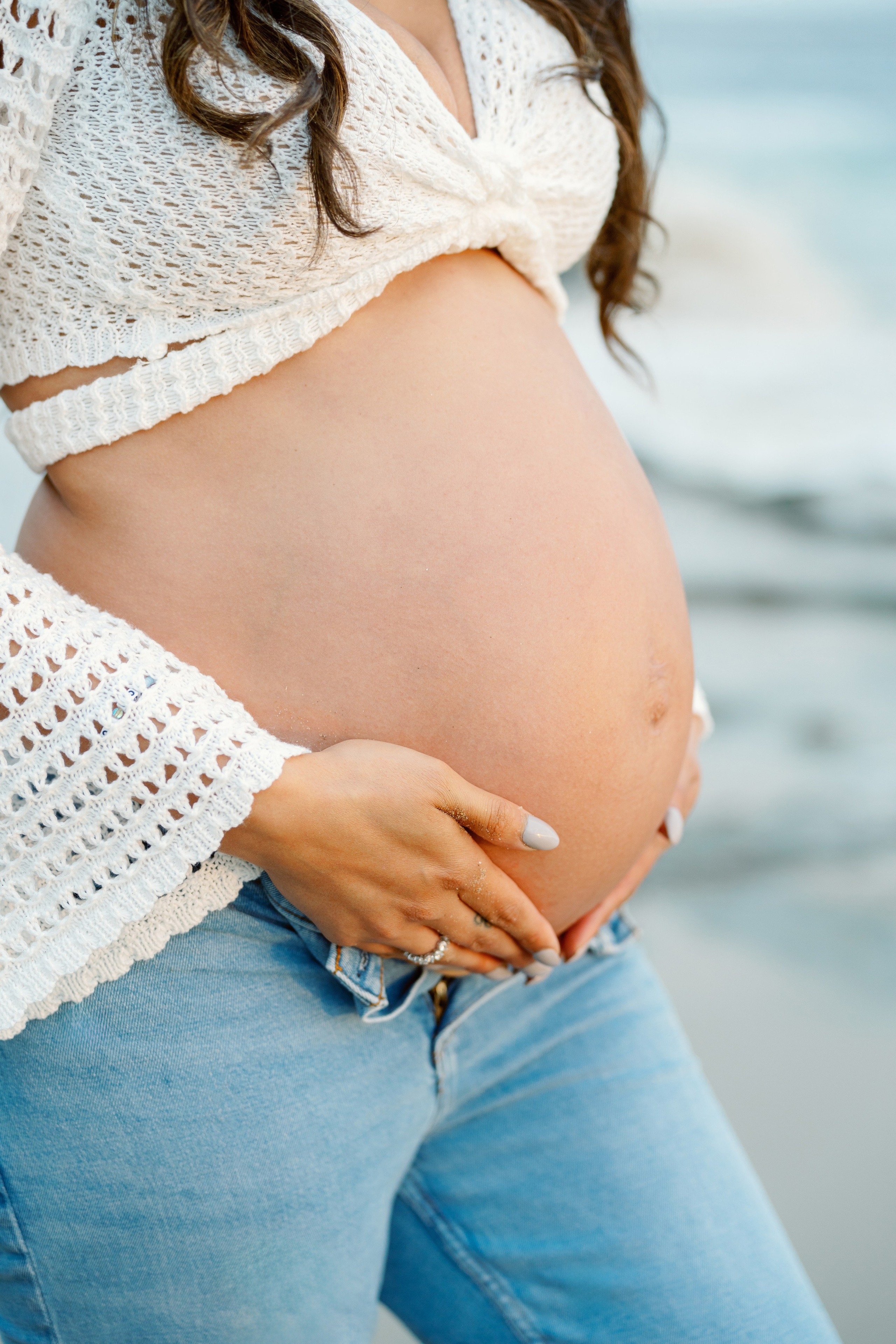 Maternity Photoshoot at Laguna Beach. Wedding Photography & Videography Team in California, Los Angeles, San Francisco, San Diego and Travel