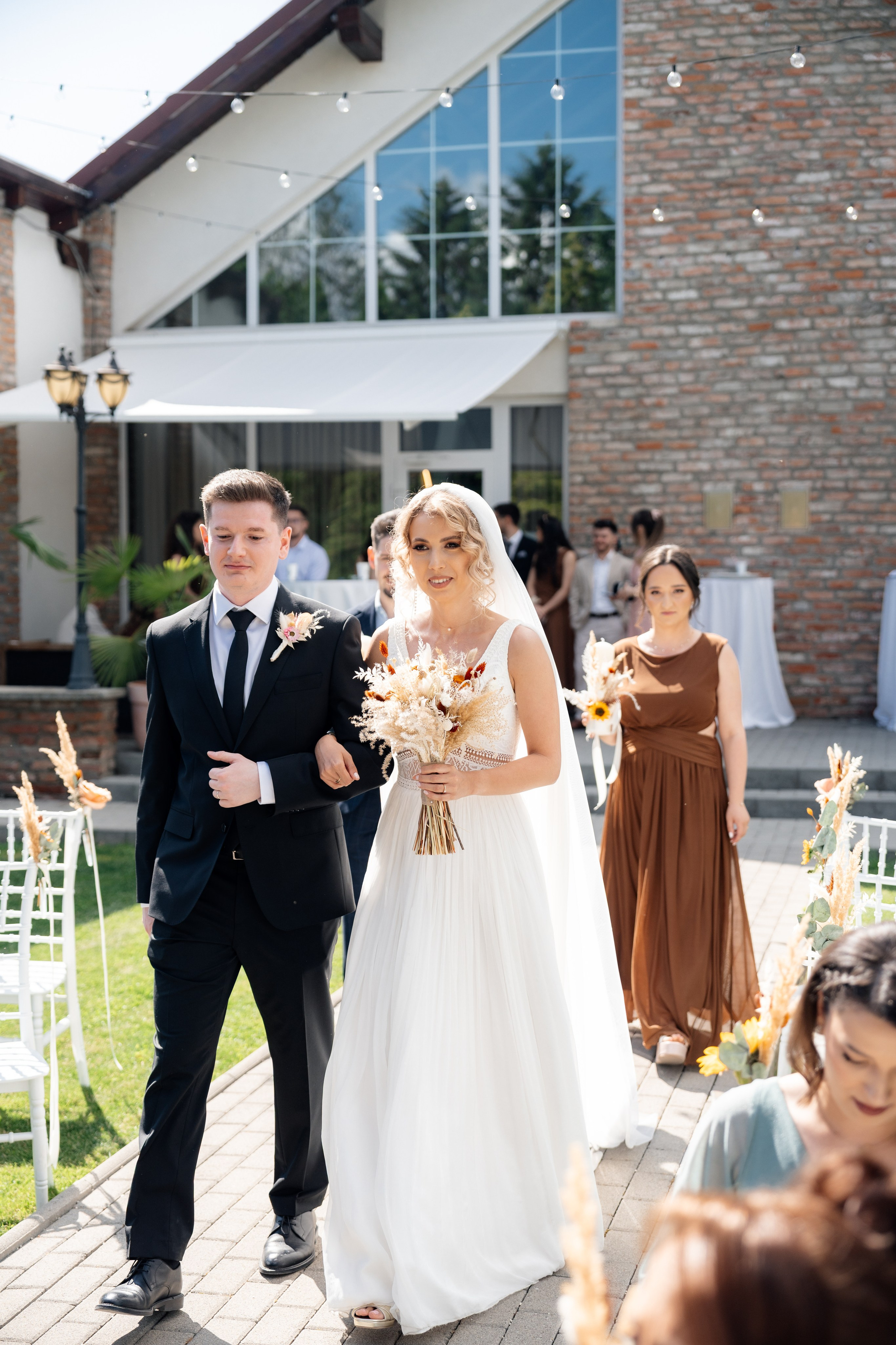 Octavia & Theo. Destination Wedding Photographer Alex Pasarelu