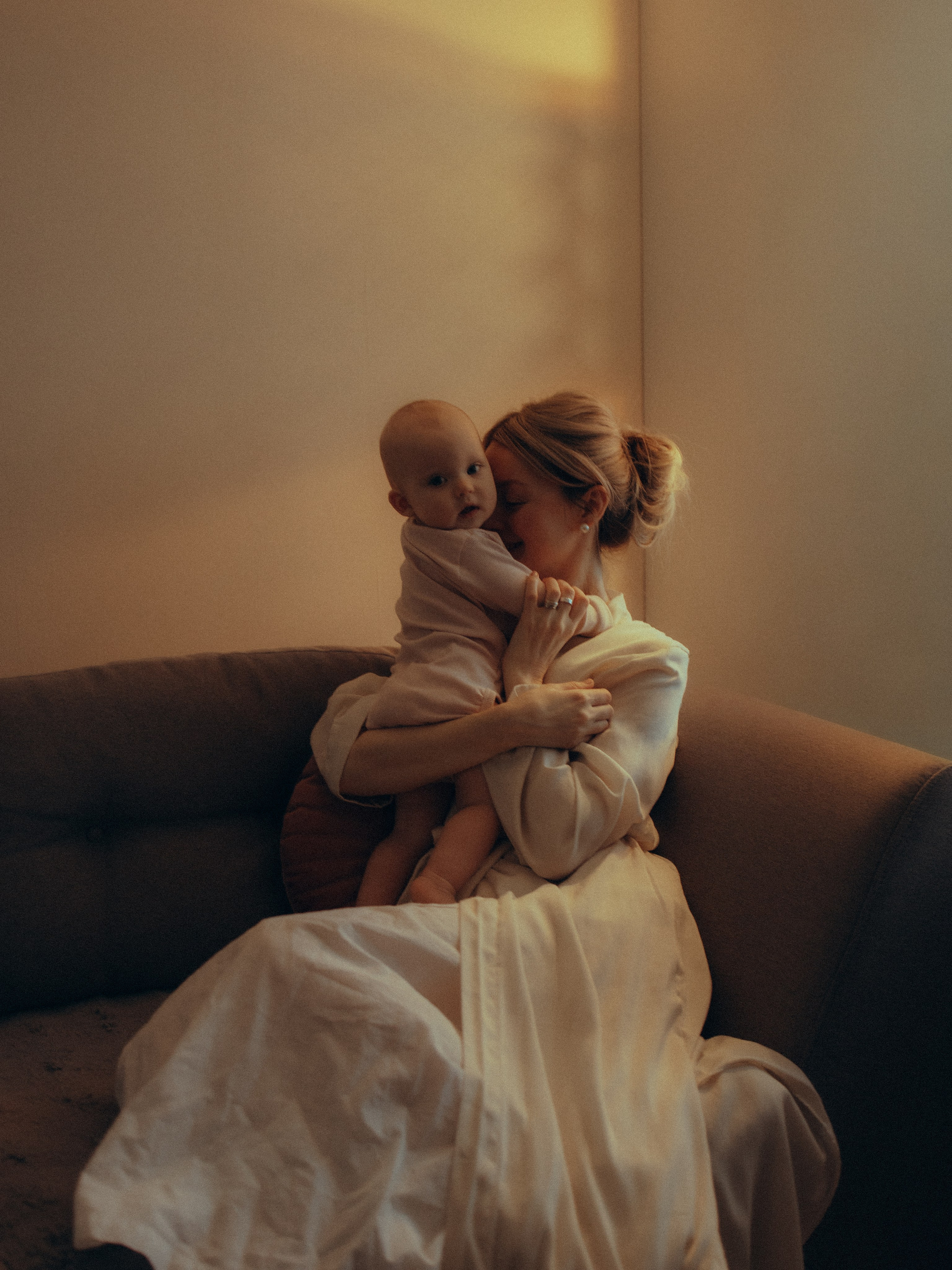 Mia’s family. Kristina, portrait and family photographer in Helsinki