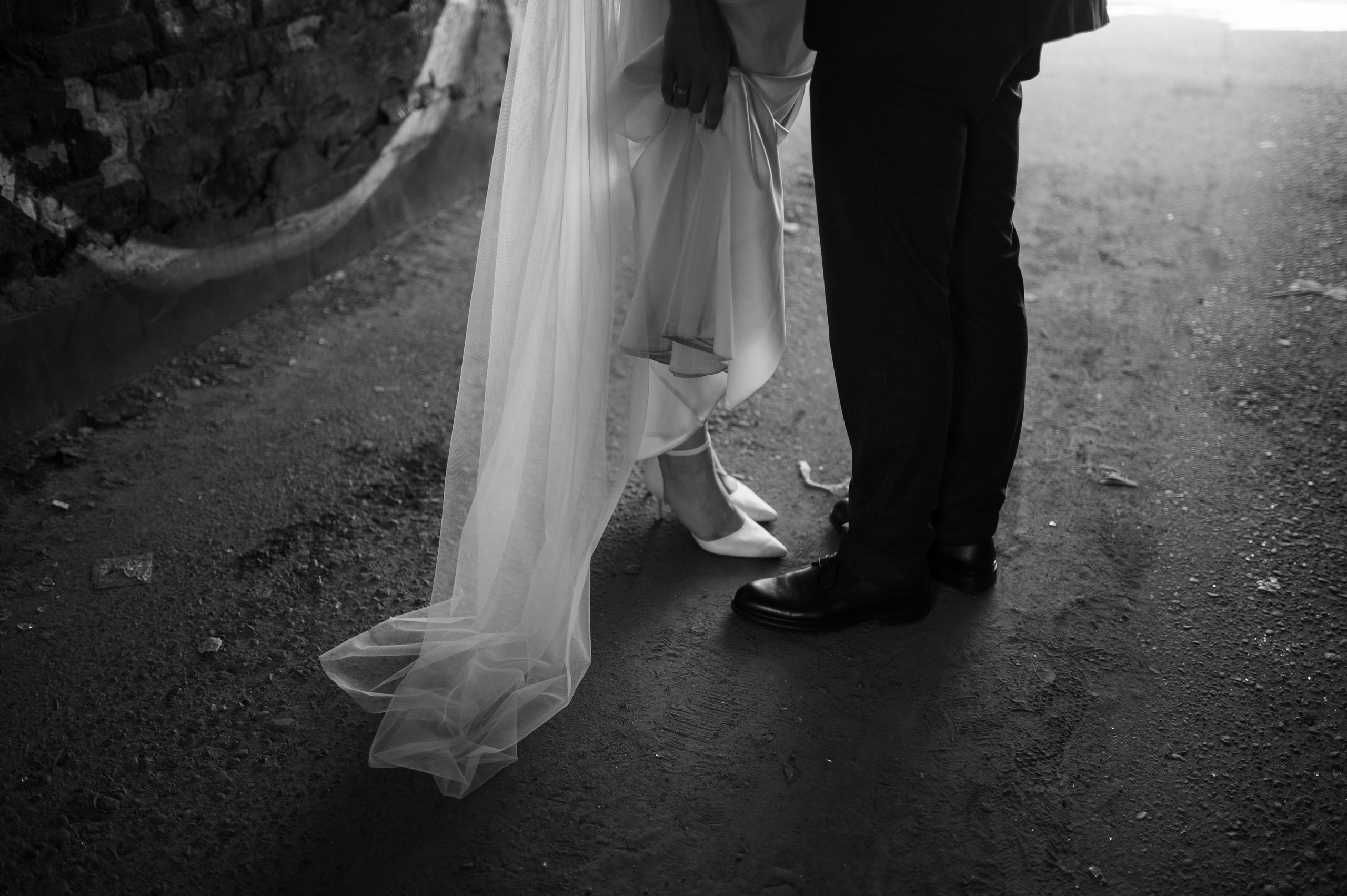 In your arms. Wedding and commercial photographer