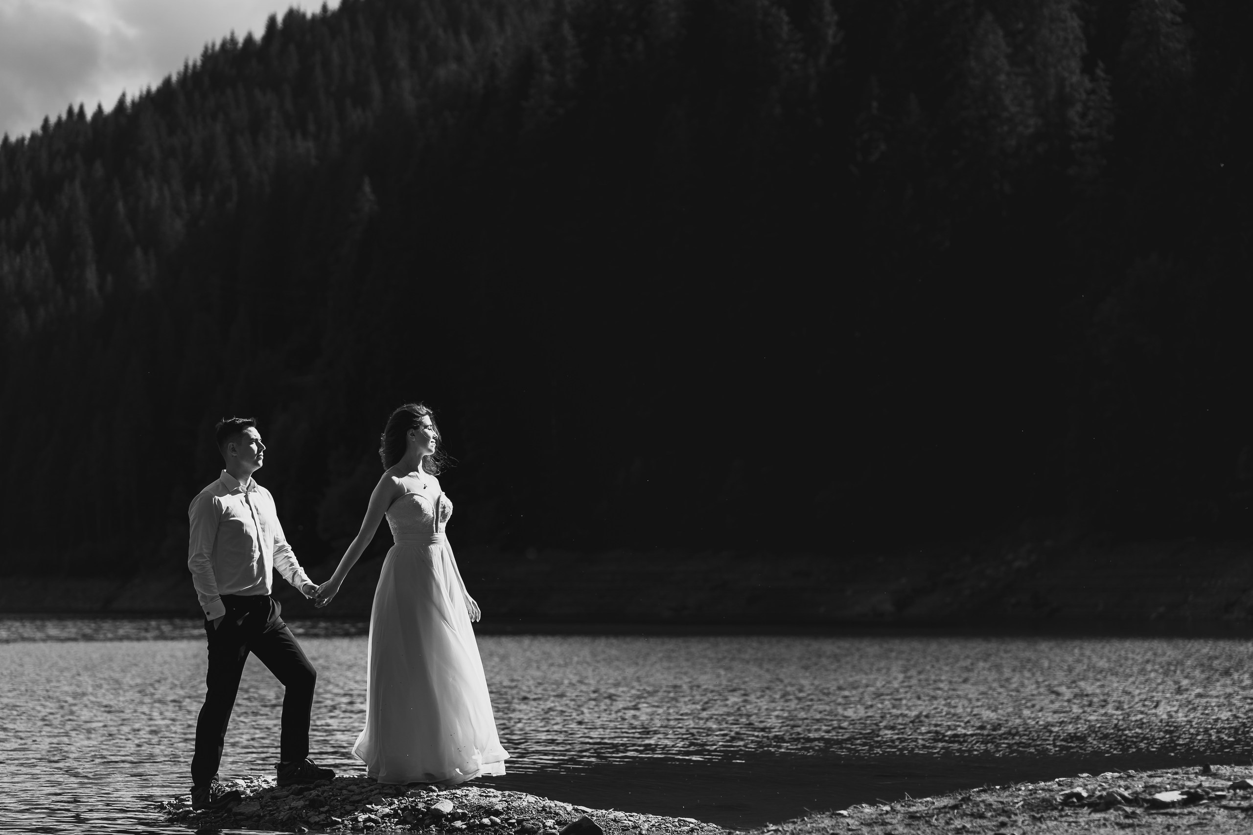 Trash the dress — Lorena&Adi  - Mihai Popa. Mihai Popa |Wedding Photographer | Worldwide | Bucharest
