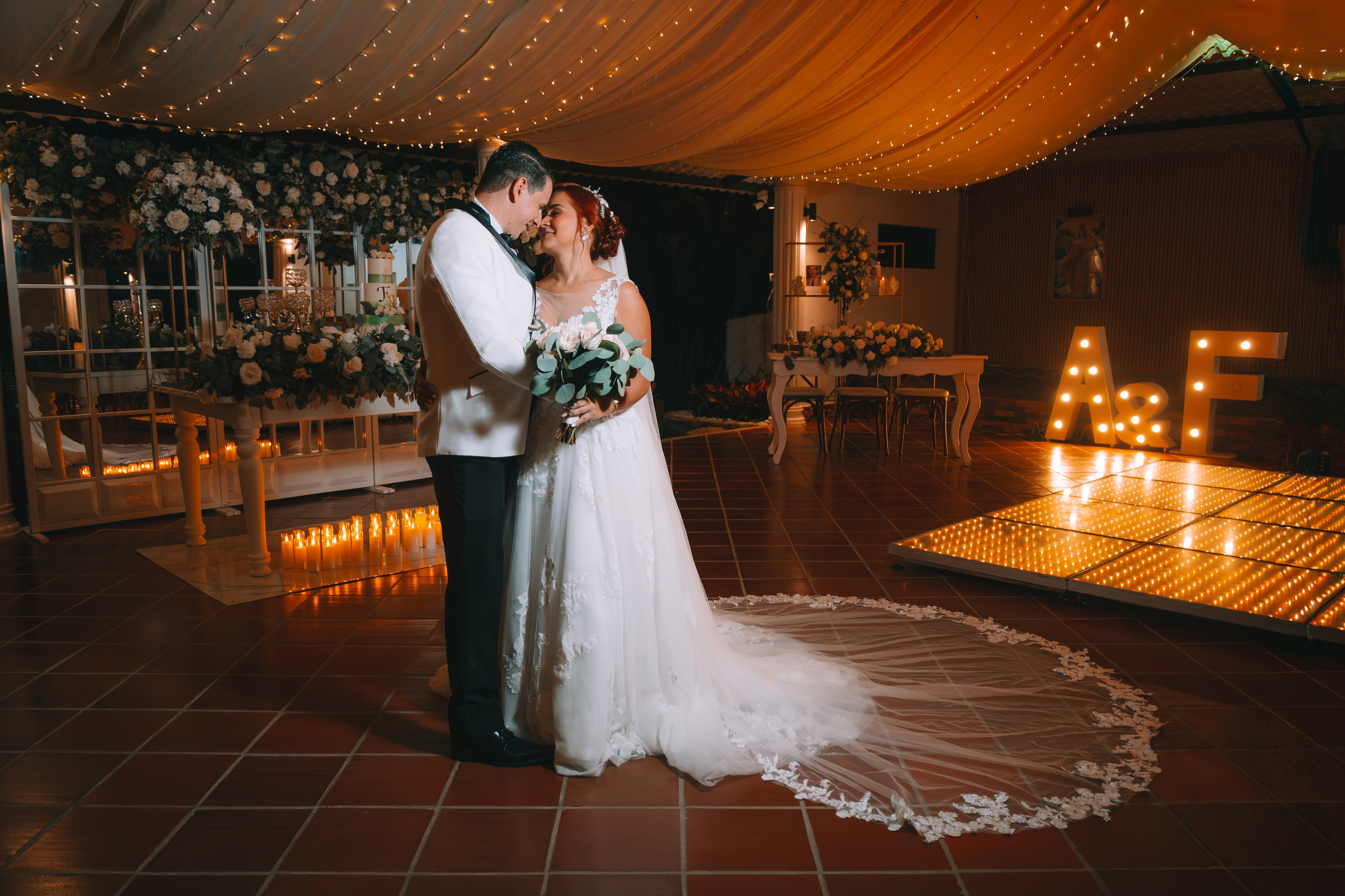 BODAS. Milena Maro Fotografía: estudio profesional en Acacías, Meta. Retrato familiar, infantil, maternas, eventos y empresas