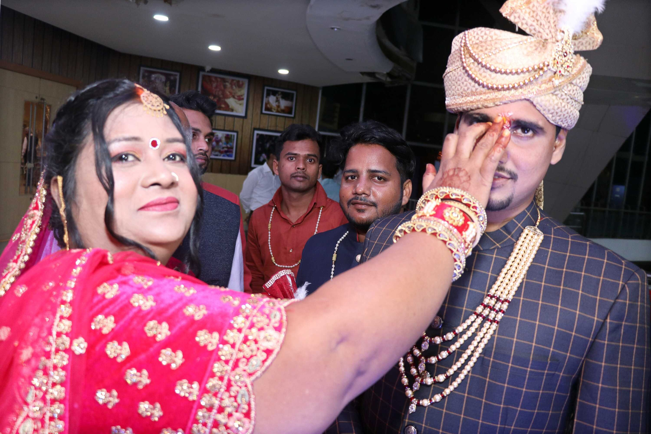 SHASHIKANT WEDS ROSHANI. “Ajay Digital Photo Studio — Capturing Timeless Wedding Moments”