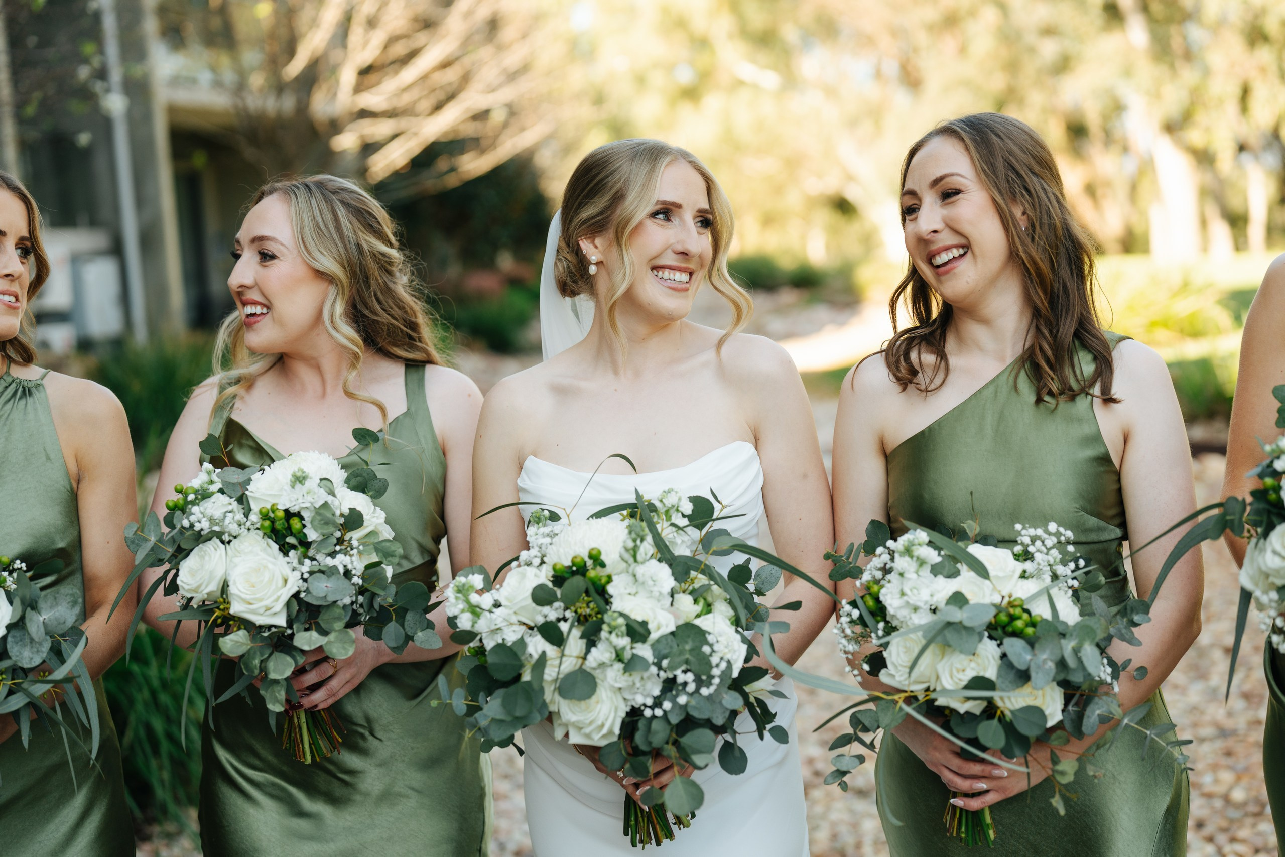 Beth & Mitch — Riverbank Estate. Emma Joy Photography