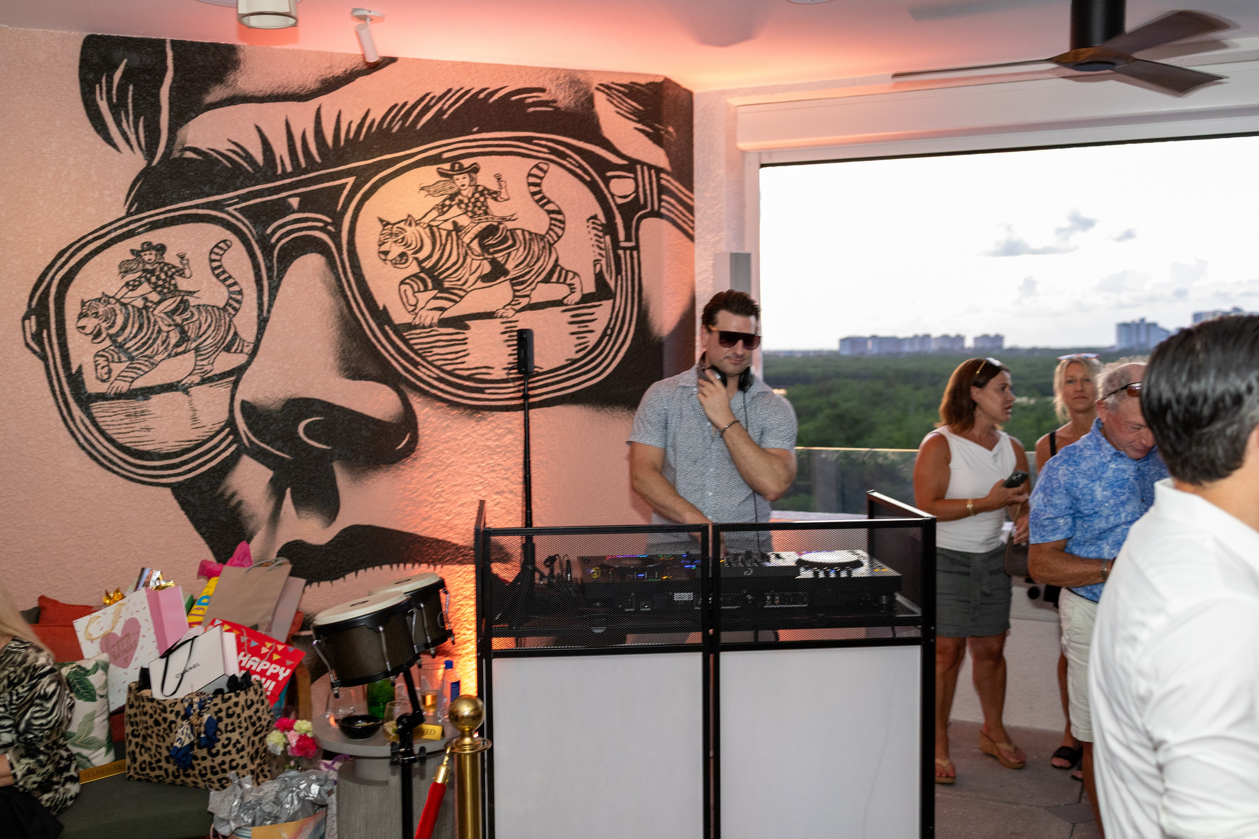 Luara Birthday at the Perry Hotel. Out and About 239