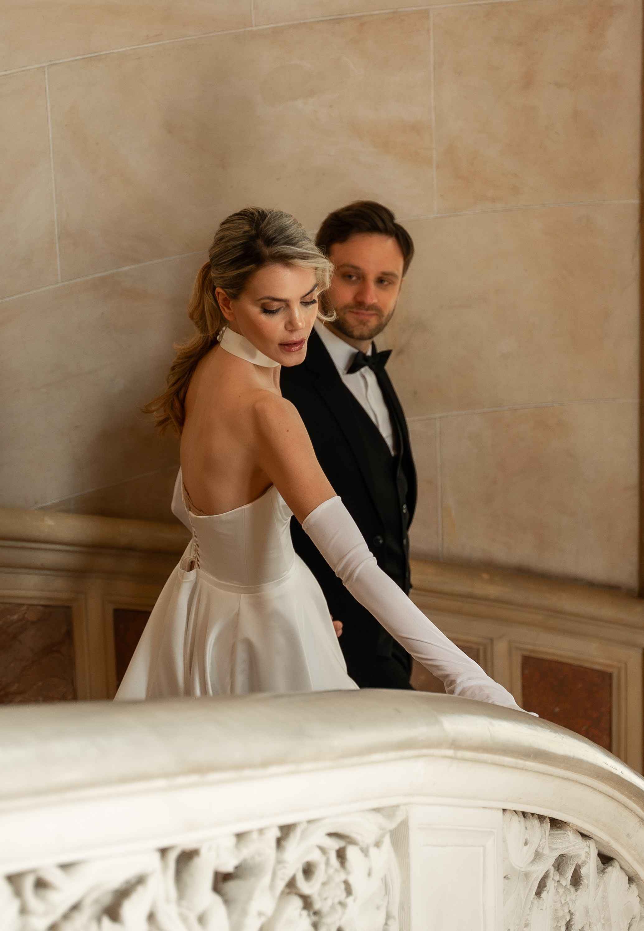 Chateau elopement inspiration. Wedding photographer in Paris Oksana Shum