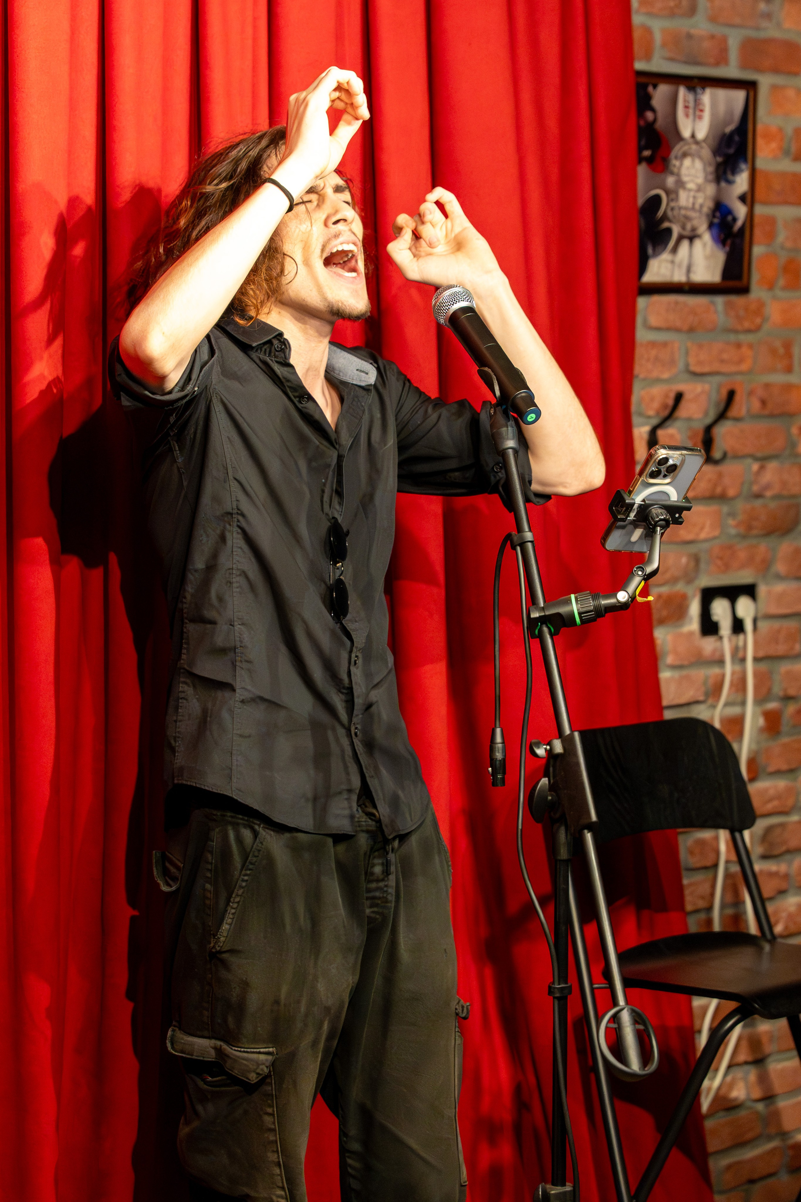 My Friends Pub. UNRATED PHOTO