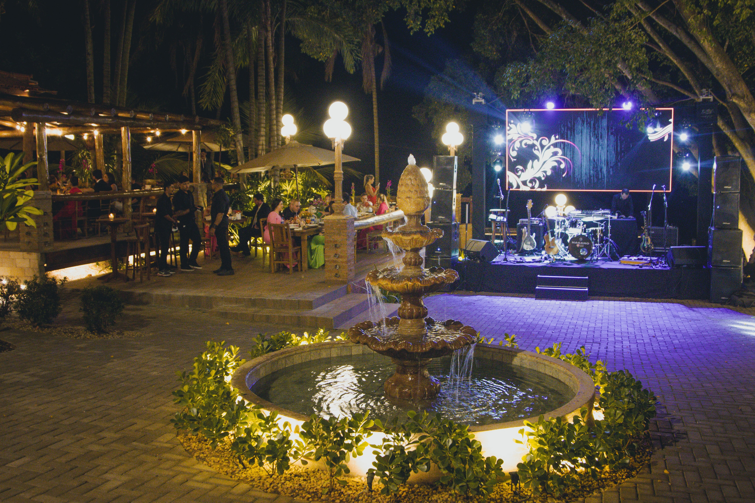 Maynara e Eder. Fotógrafos de casamento. empresas, família em Catanduva SP e região, Casal Gonçales