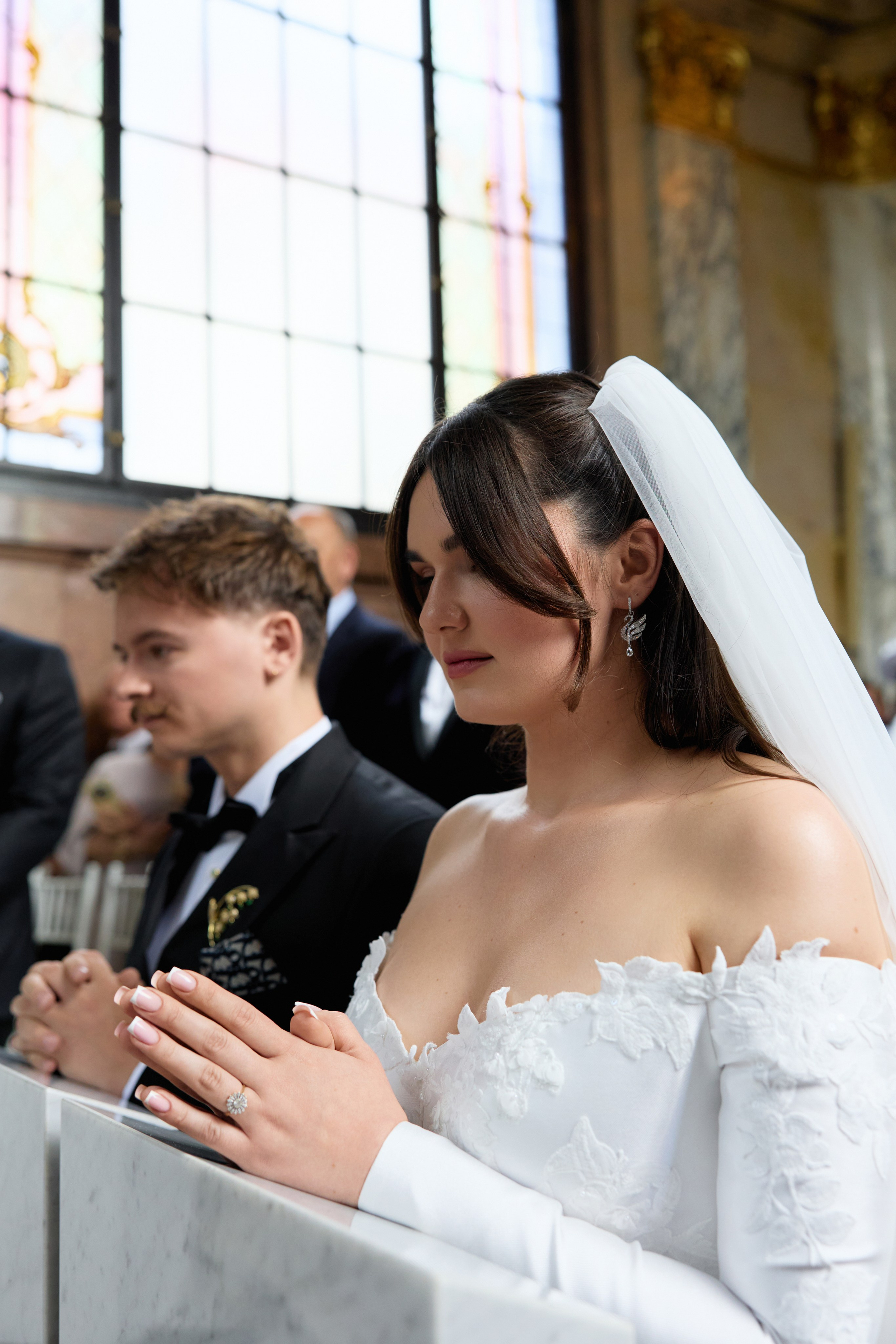 Wiktoria & Kacper. Pałac Goetz. Fotograf ślubny i rodzinny w Krakowie Yana Klymova