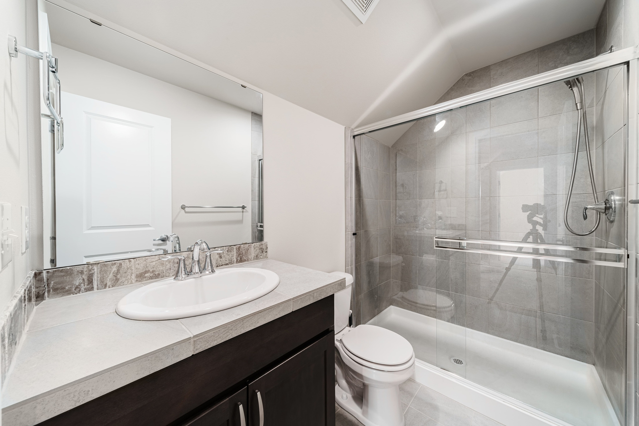 Real Estate photography. Washington state. EVAN ARISTOV WEDDING PHOTOGRAPHY — Seattle Wedding Photographer