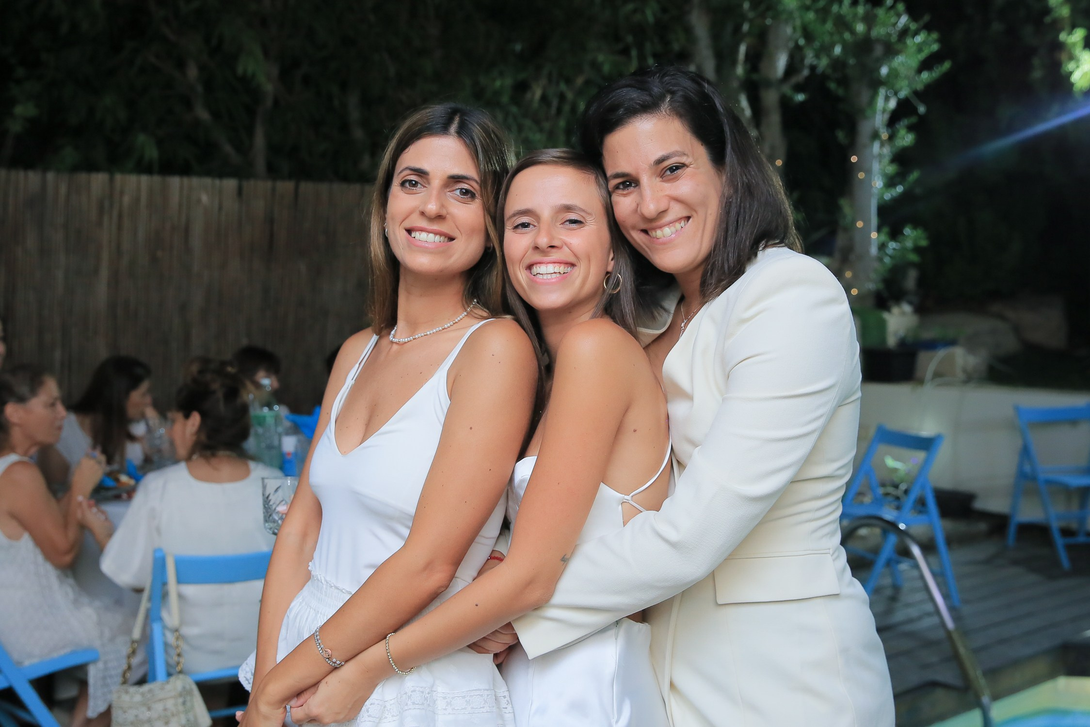 הפרשת חלה דנה. שני ויזל | צלמת הריון, צילומי משפחה וצילומי בוק בת מצווה