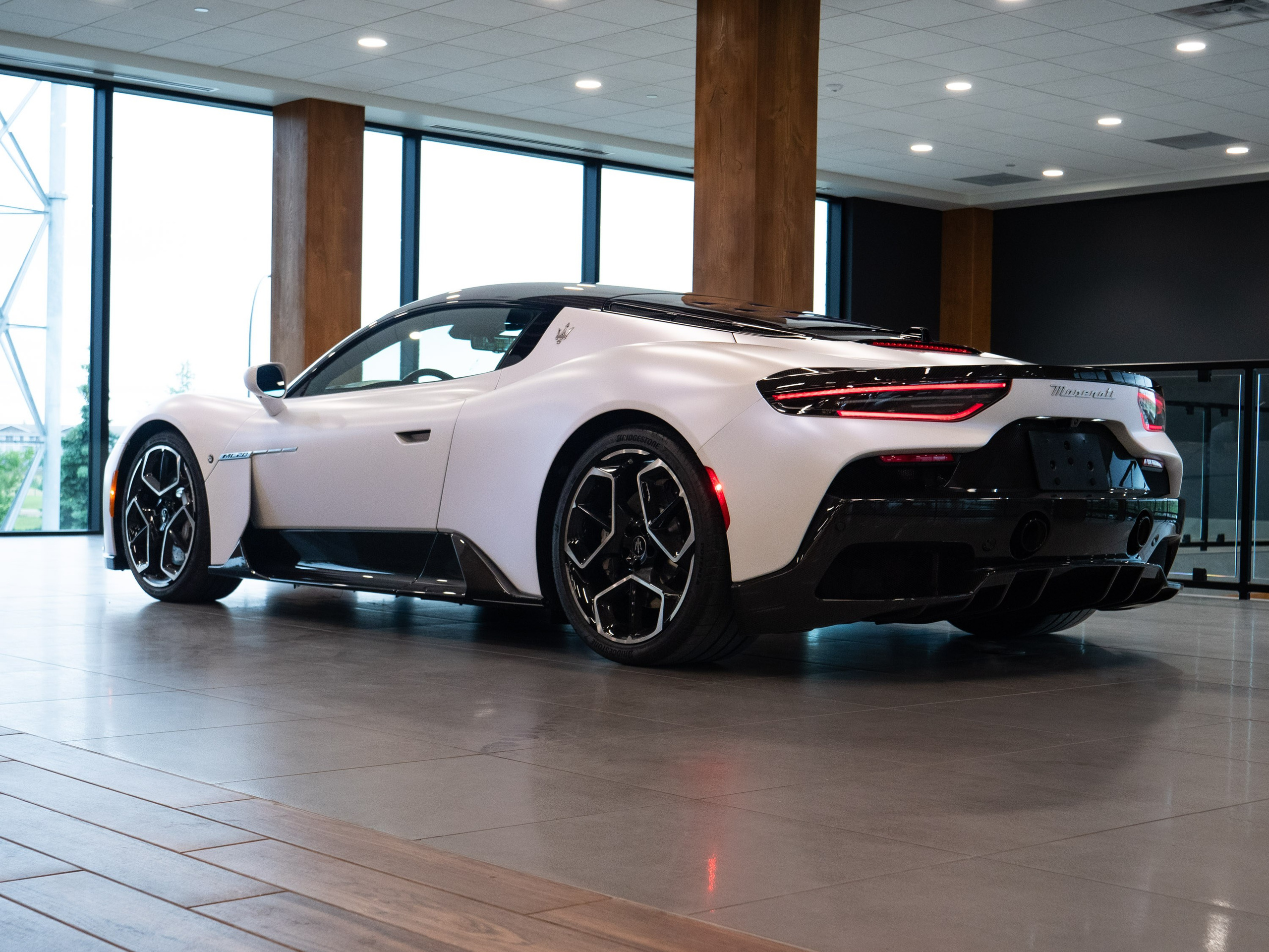 Maserati MC20. Dimitri Ilkov Photography — Capturing Life’s Moments in Edmonton, Cana