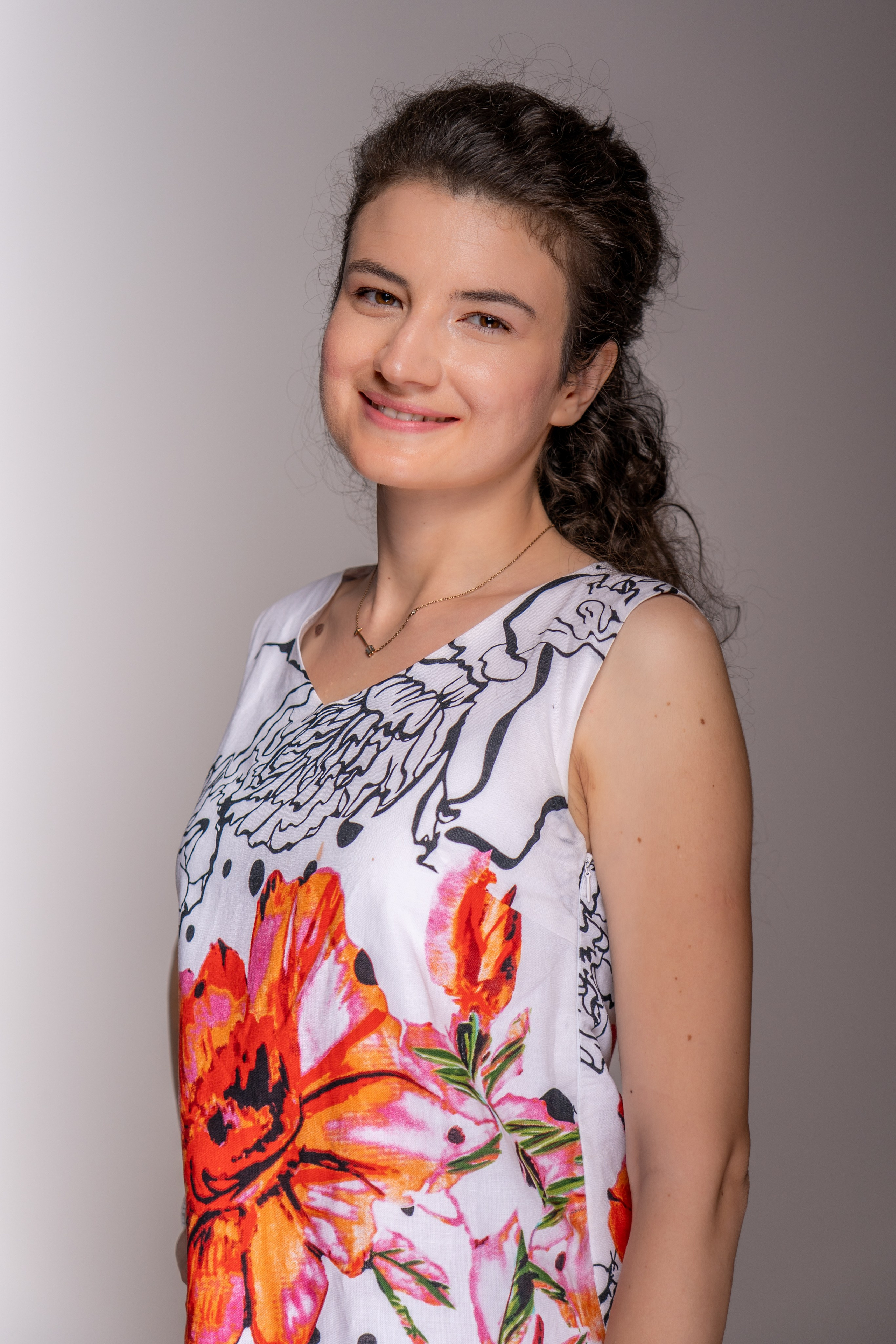 Mini. Gabriela Nita — Portrait Photographer and Videographer in Bucharest, Romania