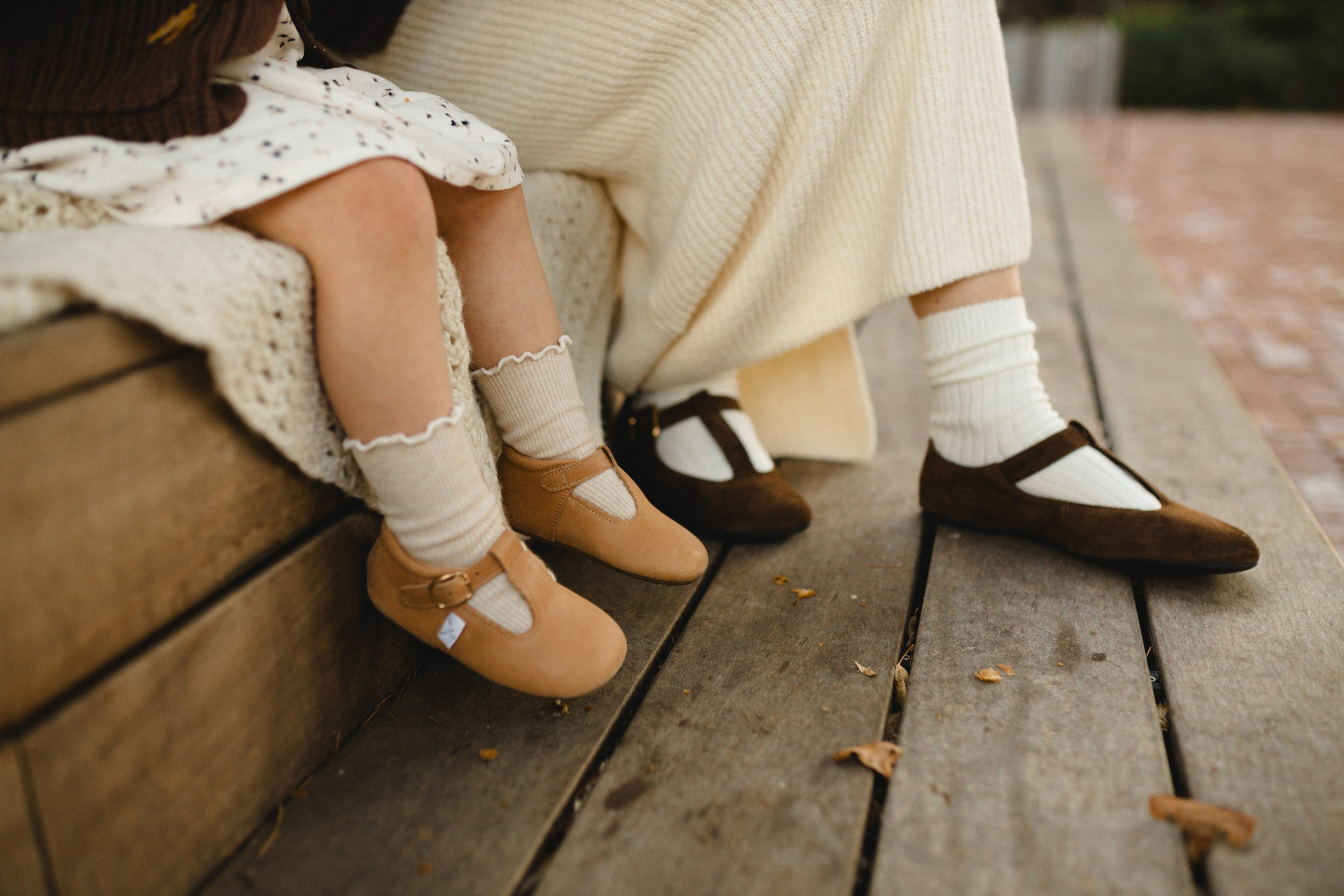 Golden Days: Cocoa and Croissant Memories, Atherton Library. Maternity, newborn photographer in the Bay Area|Iryna Rakivnenko