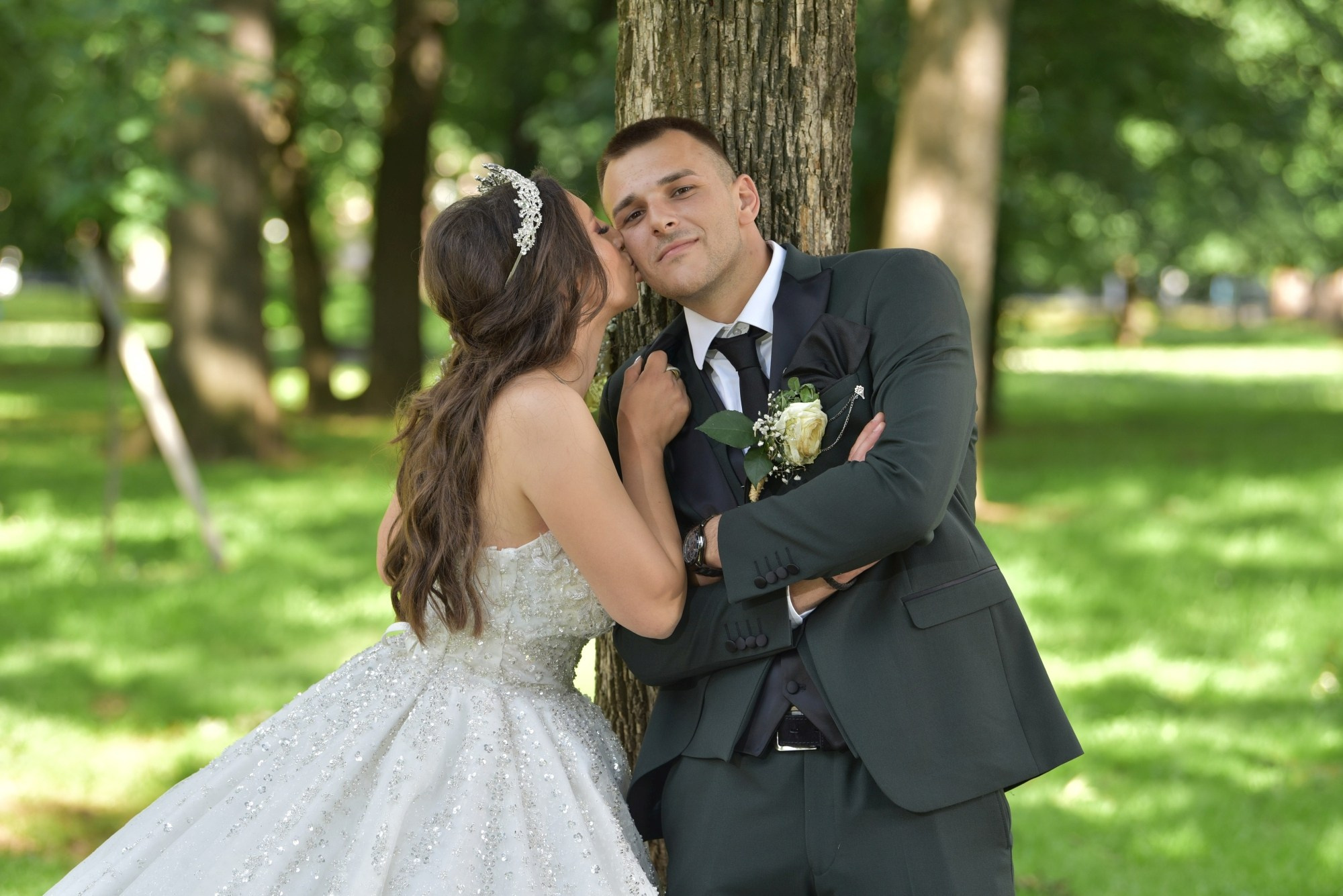Mladenci u prirodi, profesionalni fotograf za vjenčanja