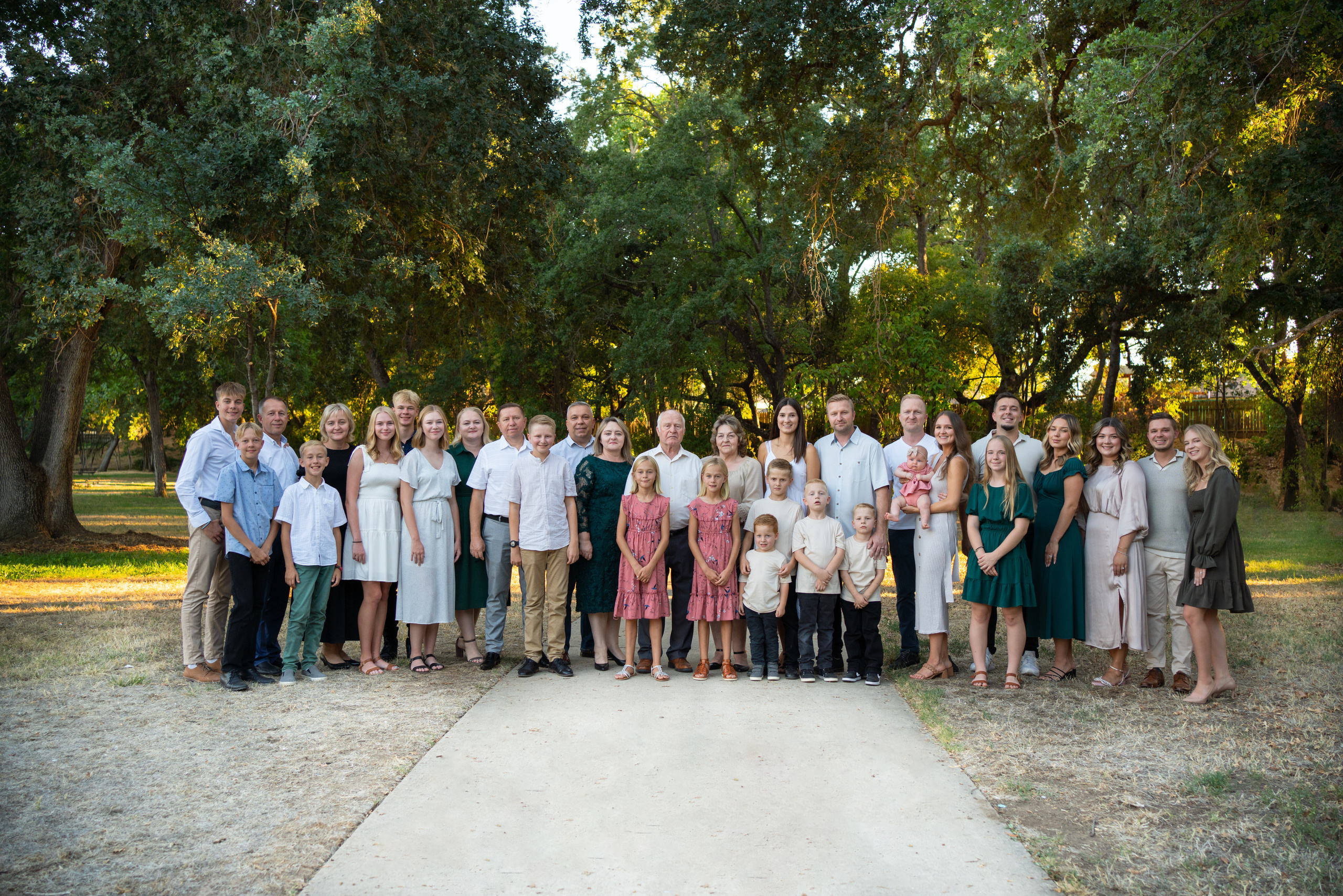 Big Family. Sacramento Photographer — Olga Maltseva based in California
