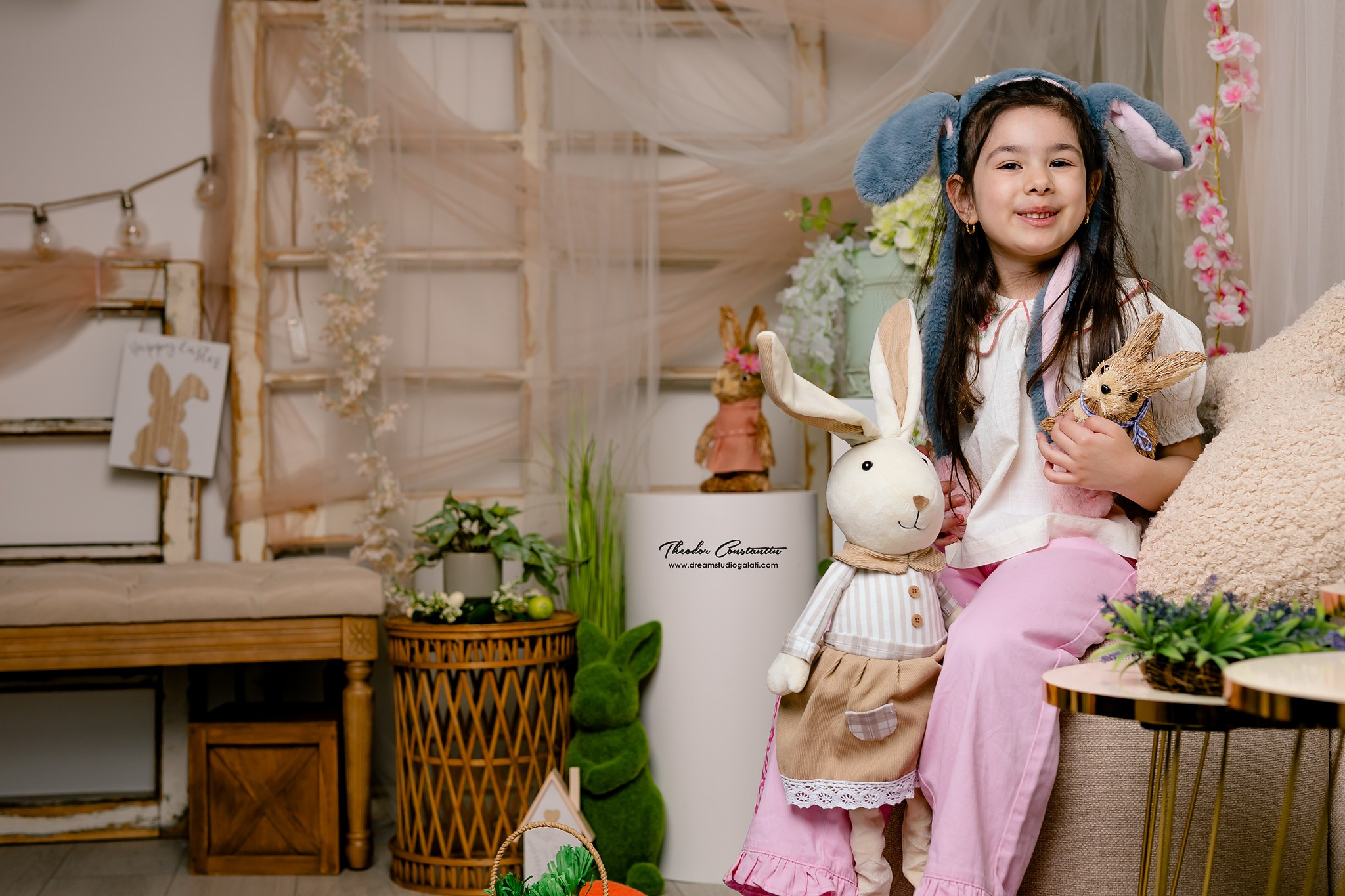 Studio. Dream Studio Galați – ședințe foto profesionale pentru familie, portrete și evenimente