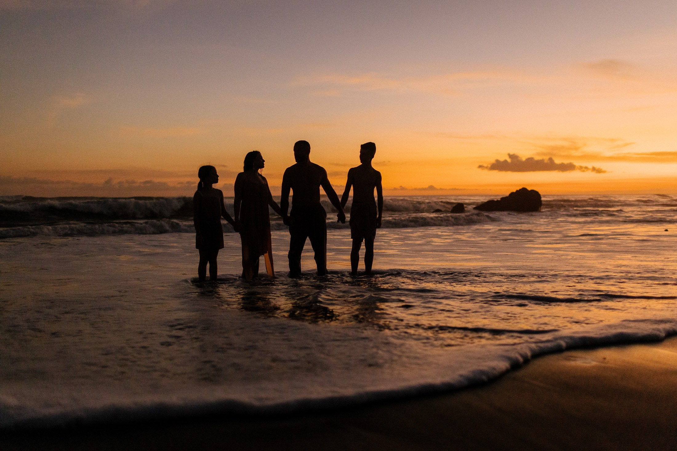 Family wedding. Getitfeel — Aesthetic Photography and Videography
