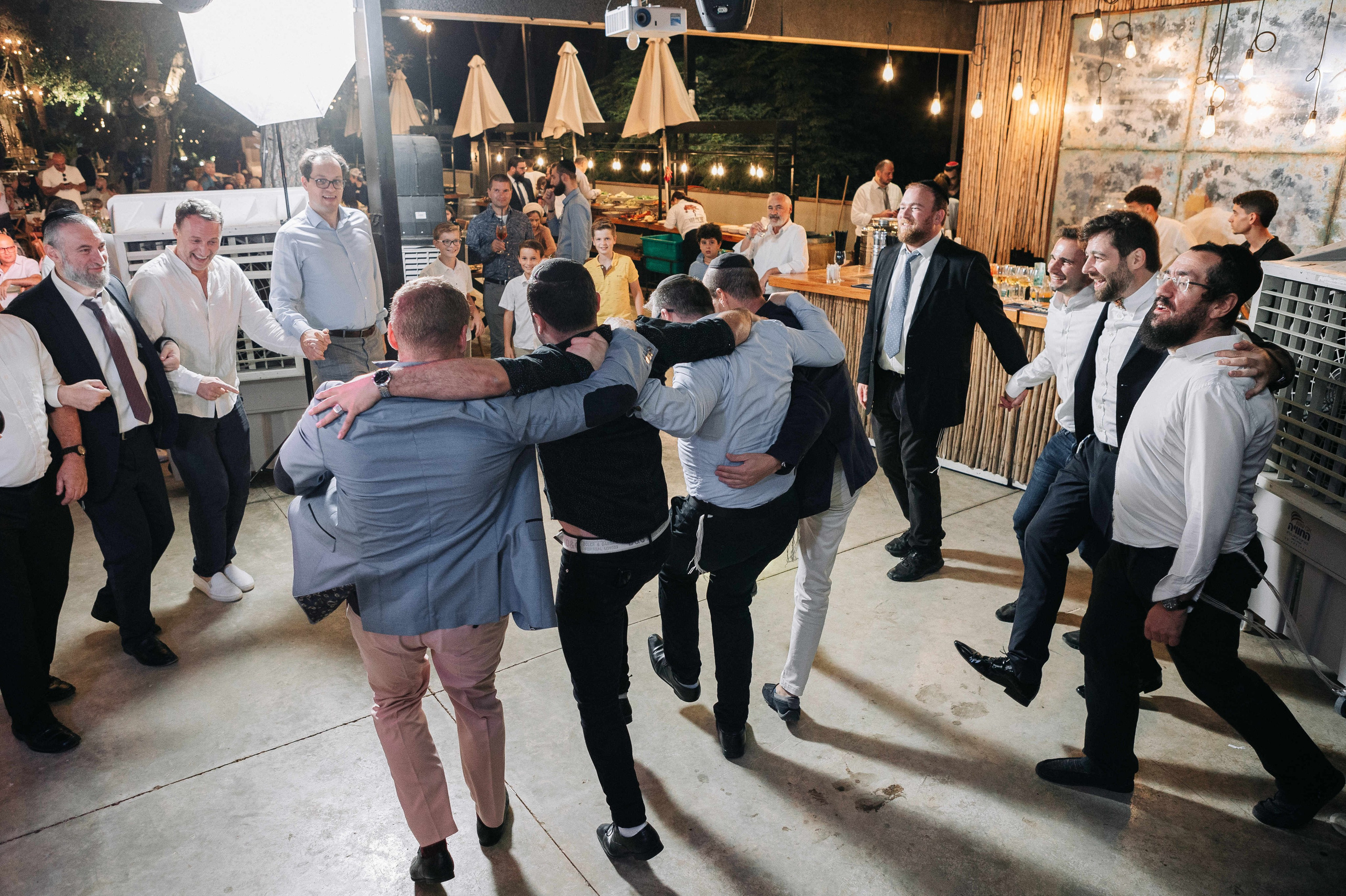 WEDDING OUT OF CITY. PHOTOGRAPHER IN ISRAEL