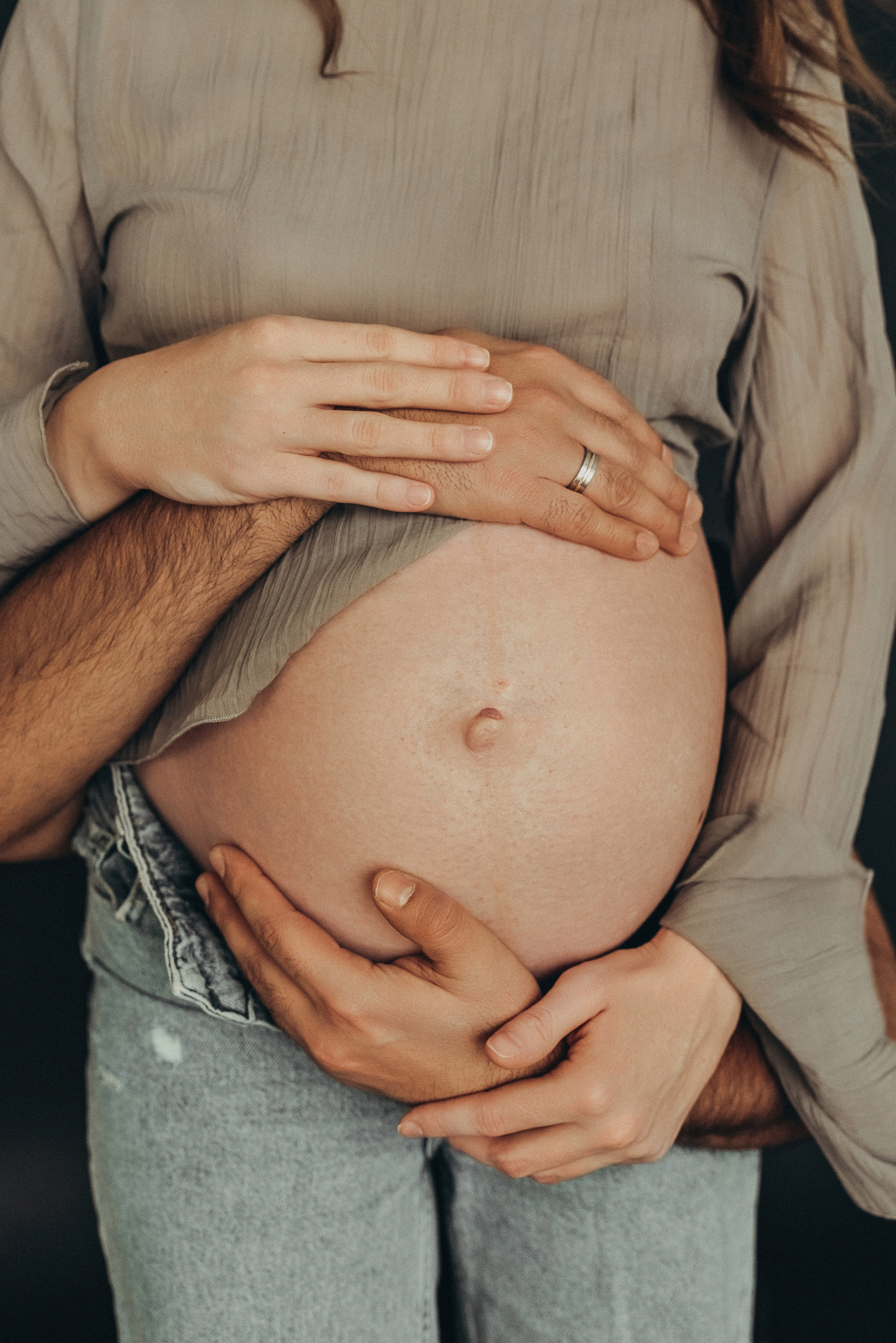 Maternity photography. Aigul Photography — wedding, newborn, and family photographer