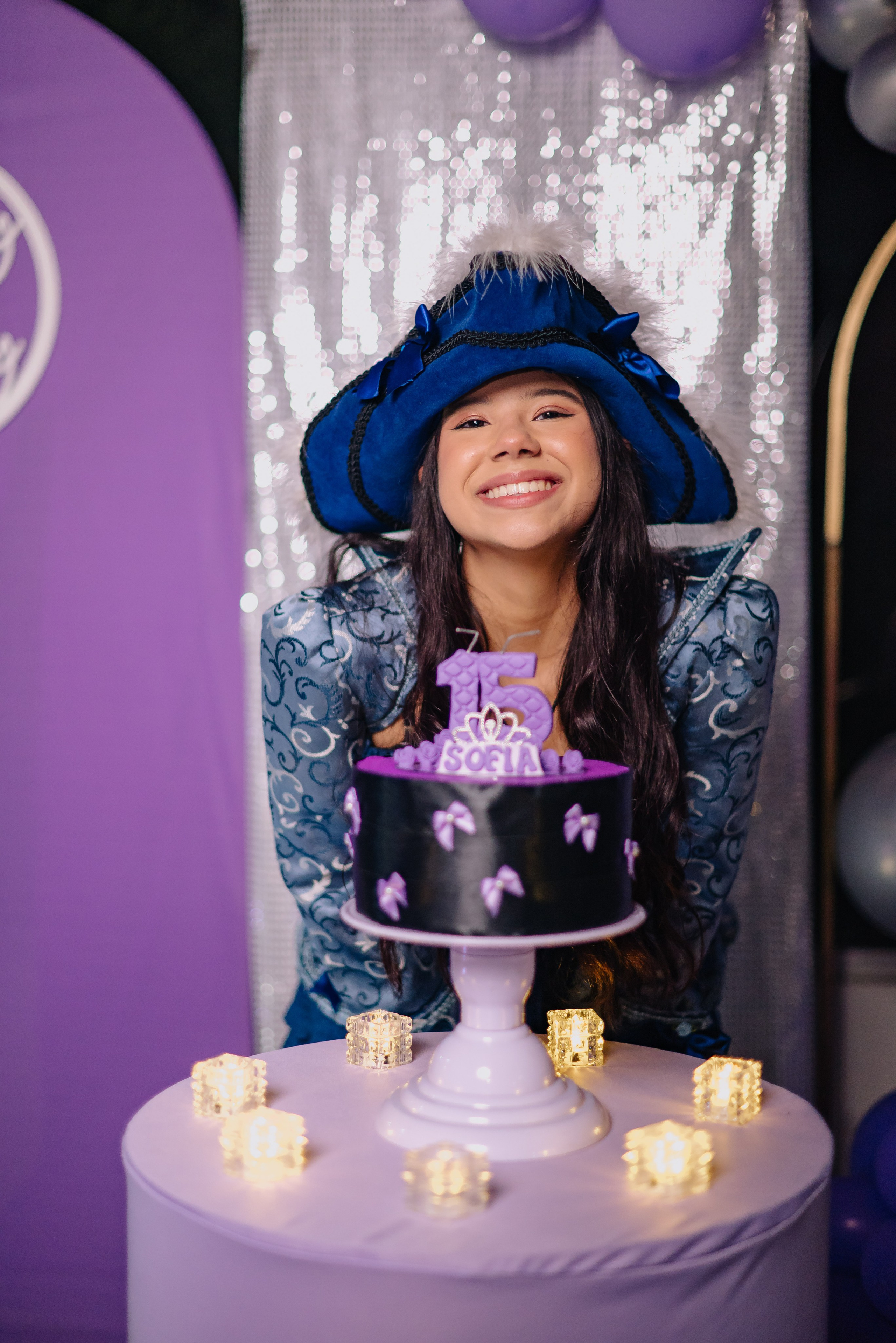 Sofia 15 anos. Wedding photographer Ana Koshi