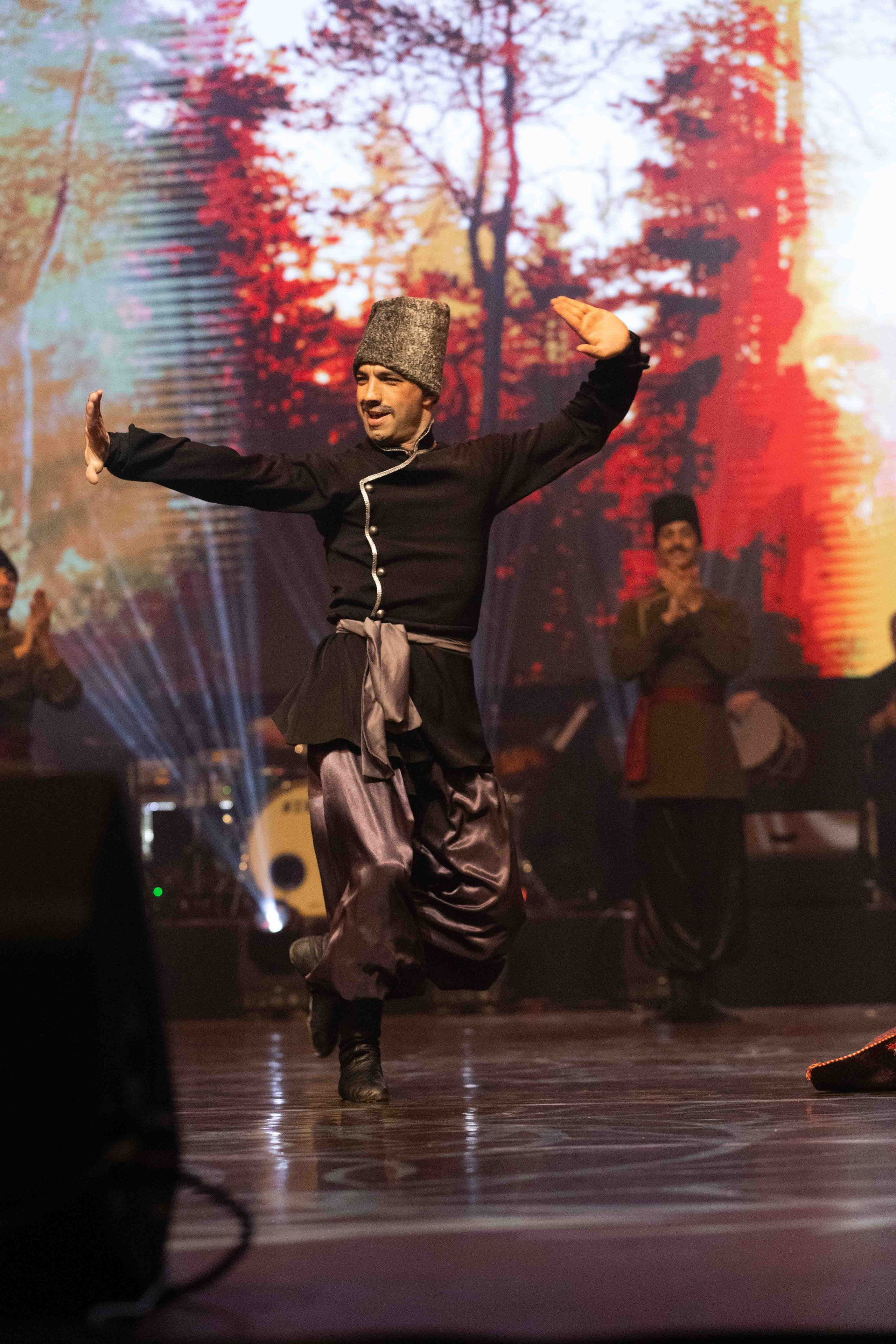 STATE DANCE ENSEMBLE. Wedding&Event photographer Ismail Rzayev in Baku
