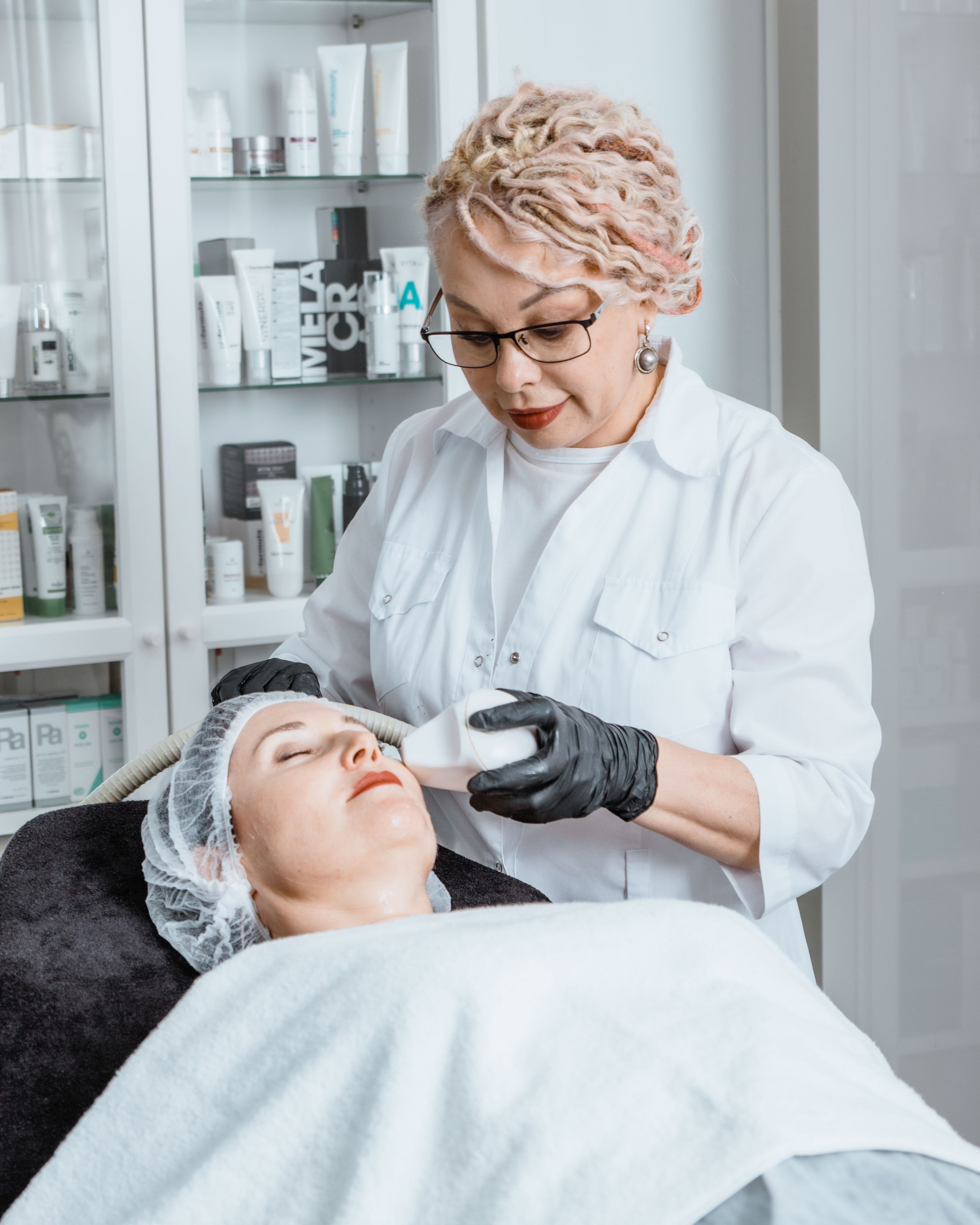 Business Photoshoot for Cosmetologist. Kseny Kolesnik Photography