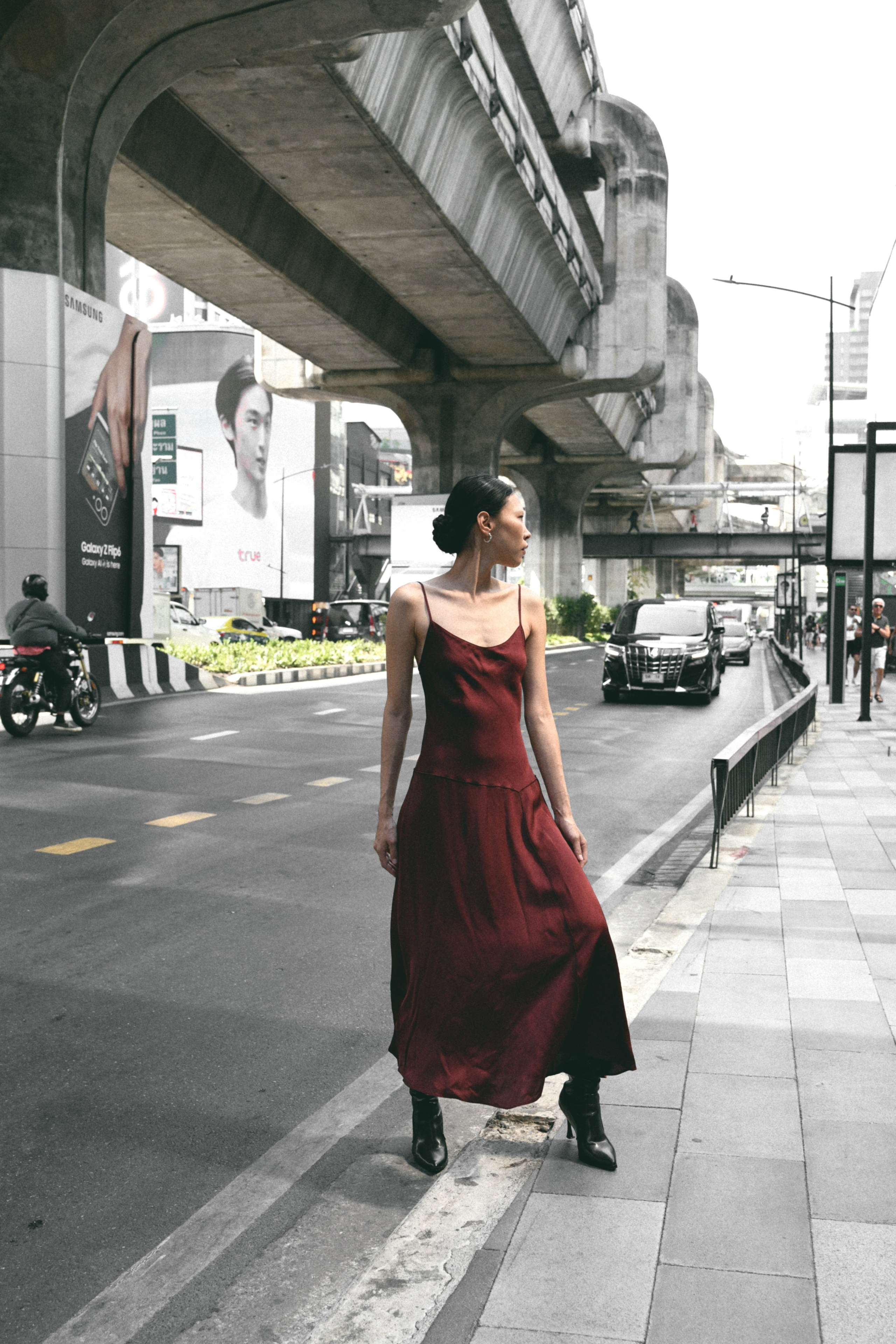 Street for Wiktoria Tao jewelry. Stylist