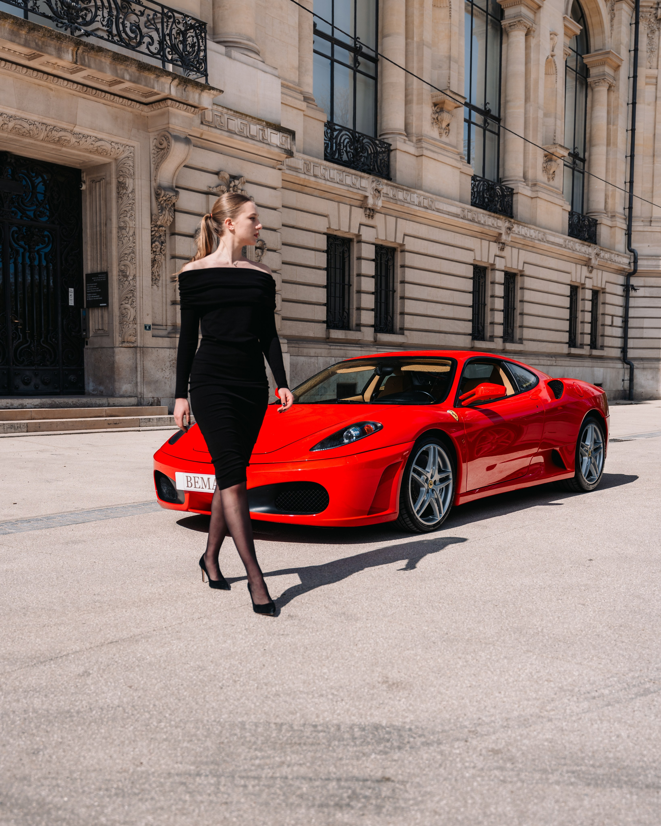 Anna x Ferrari F430. Photographe de voitures à Paris — Vitalii Motruk