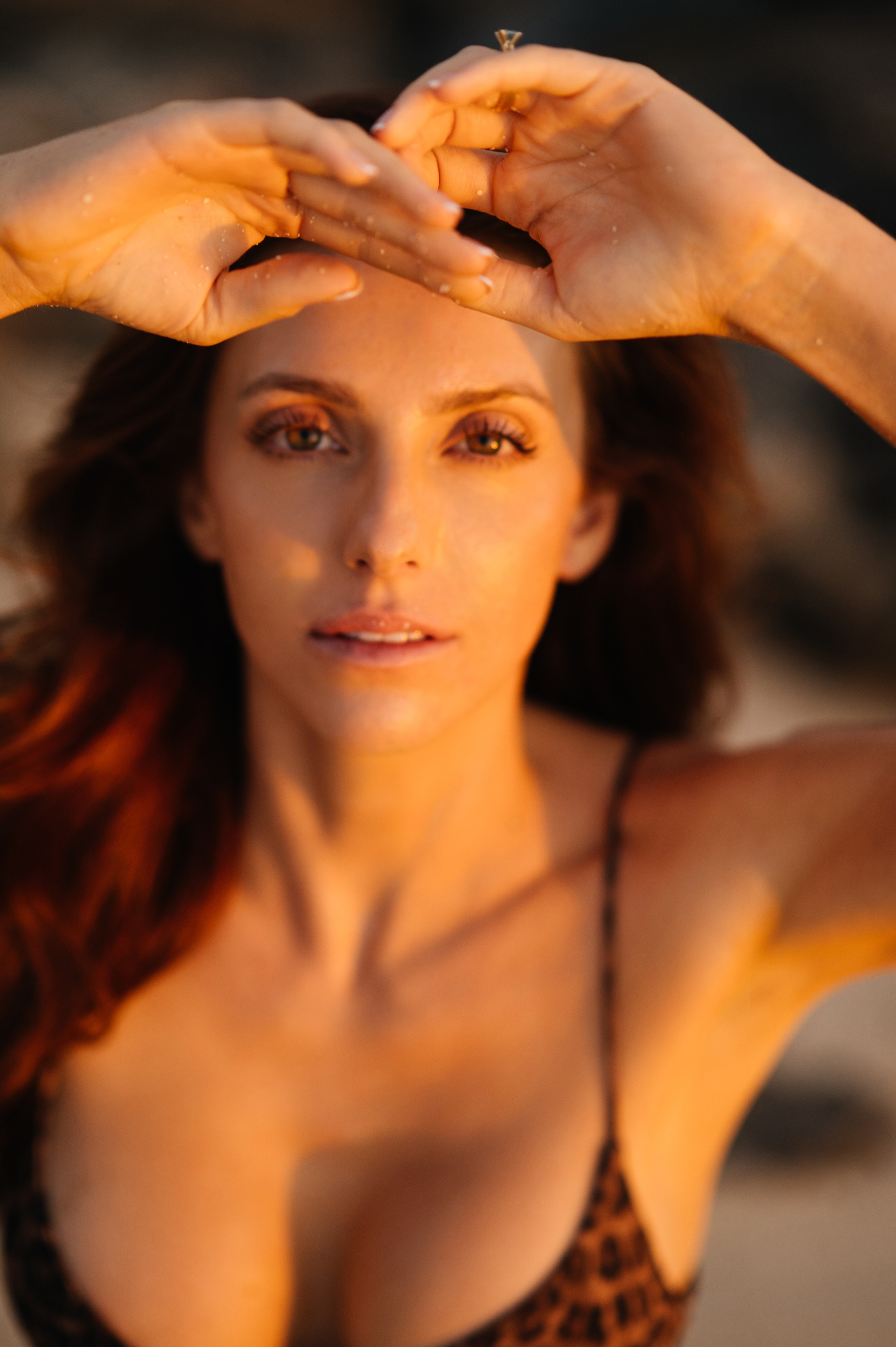 На закате. Фотограф на Кипре