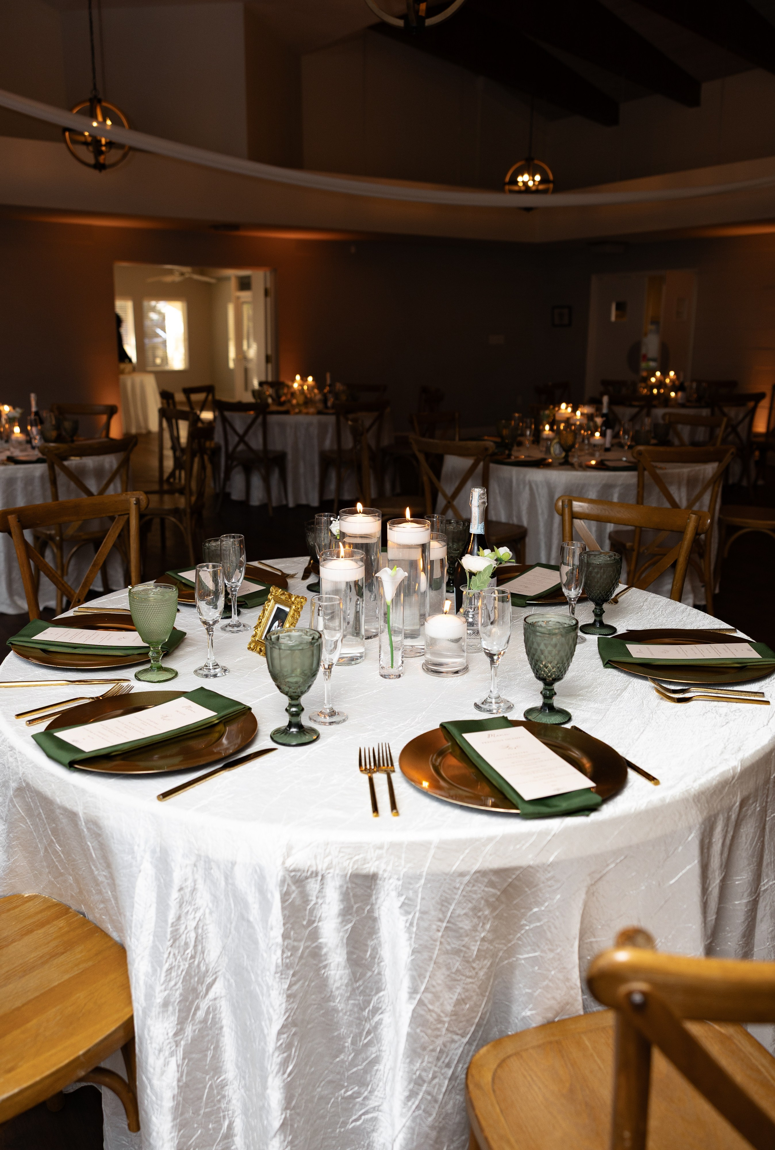 Eunice and RJ. Orlando. Photographer Anastasia Nagibina