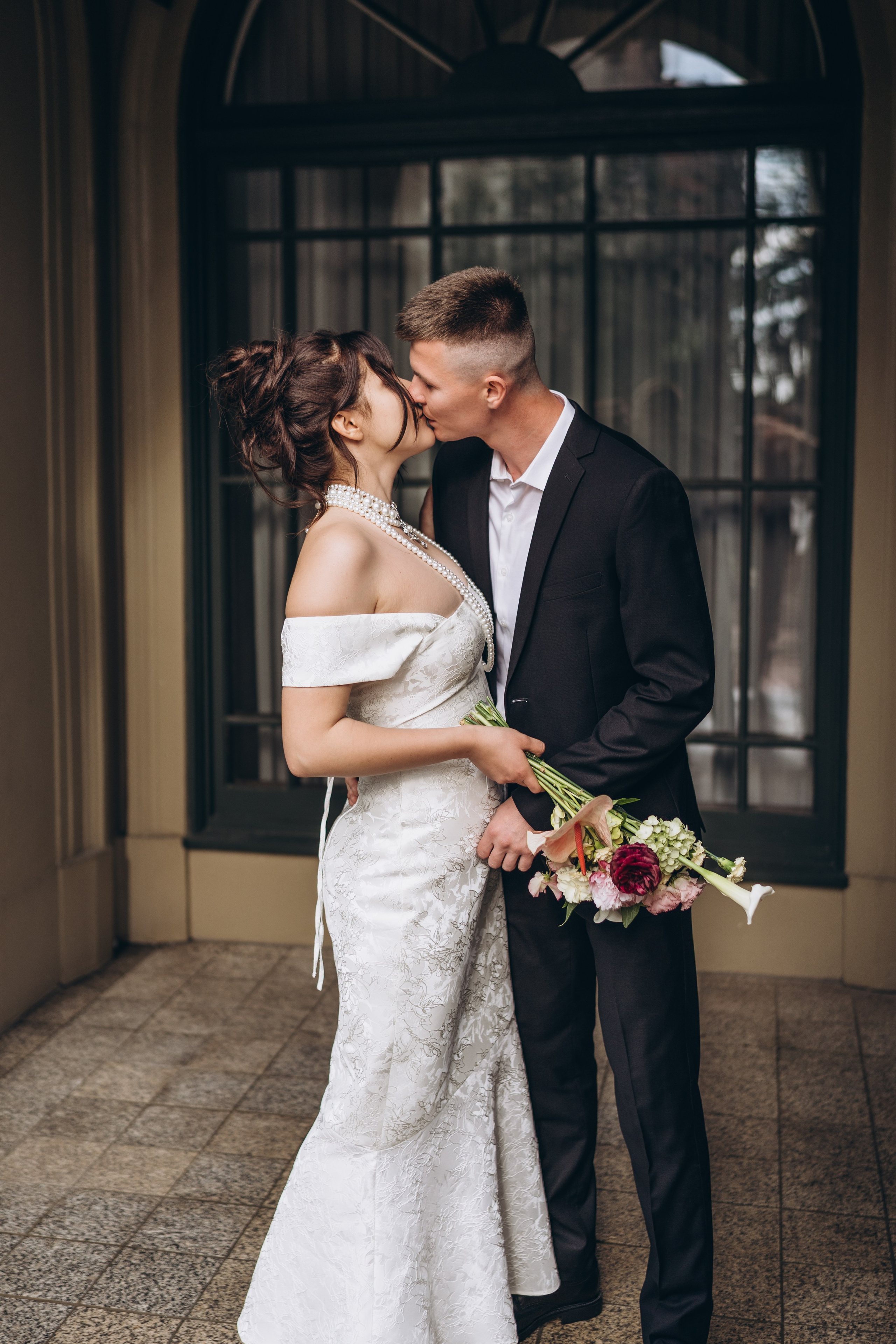 Olena & Danylo. Calgary Wedding & Lifestyle Photographer — Yevhen Polishchuk