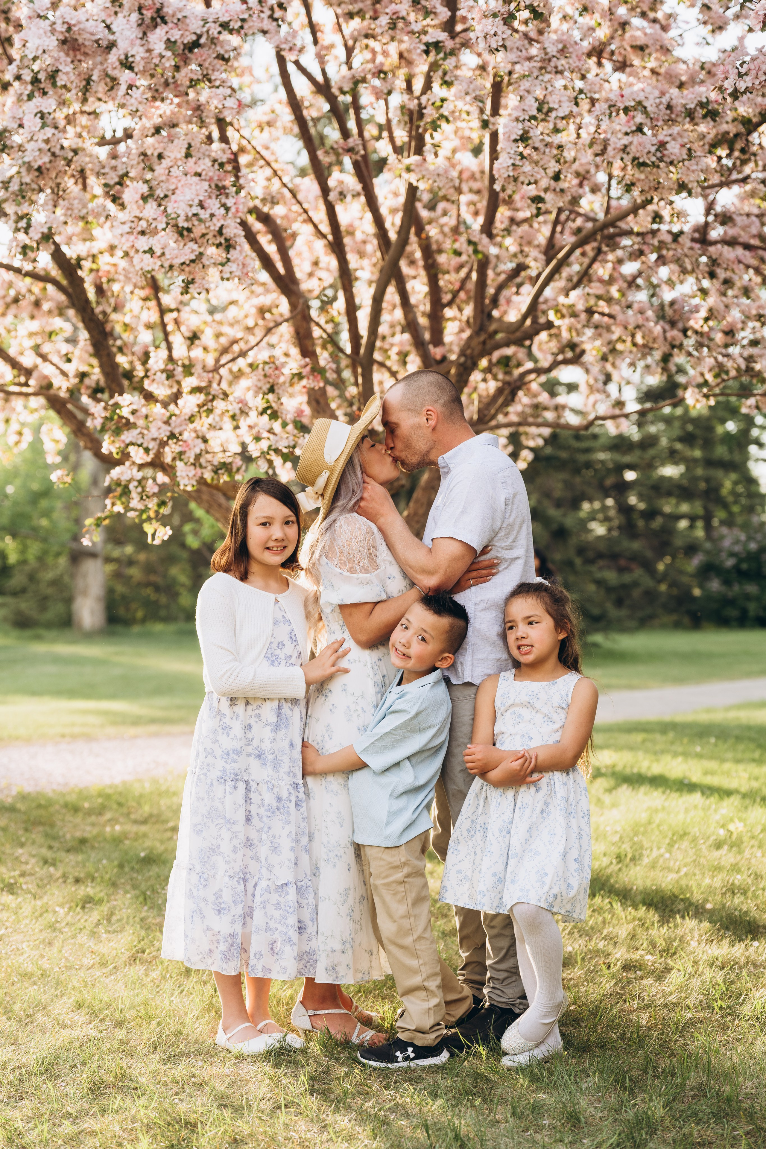 Steph & fam. Calgary Wedding & Lifestyle Photographer — Yevhen Polishchuk