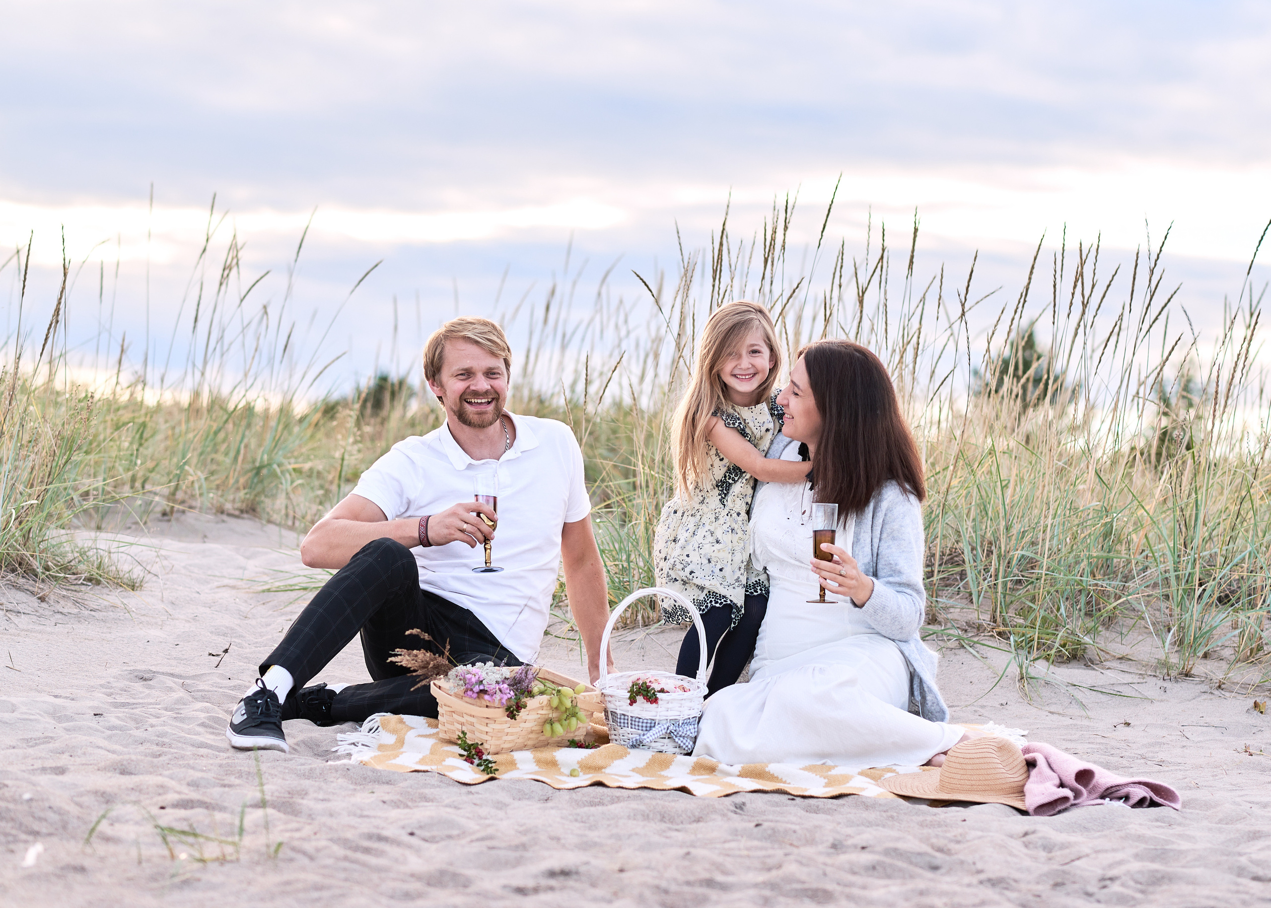Familj / Gravid. Family and portrait photographer Natalja Biteniece