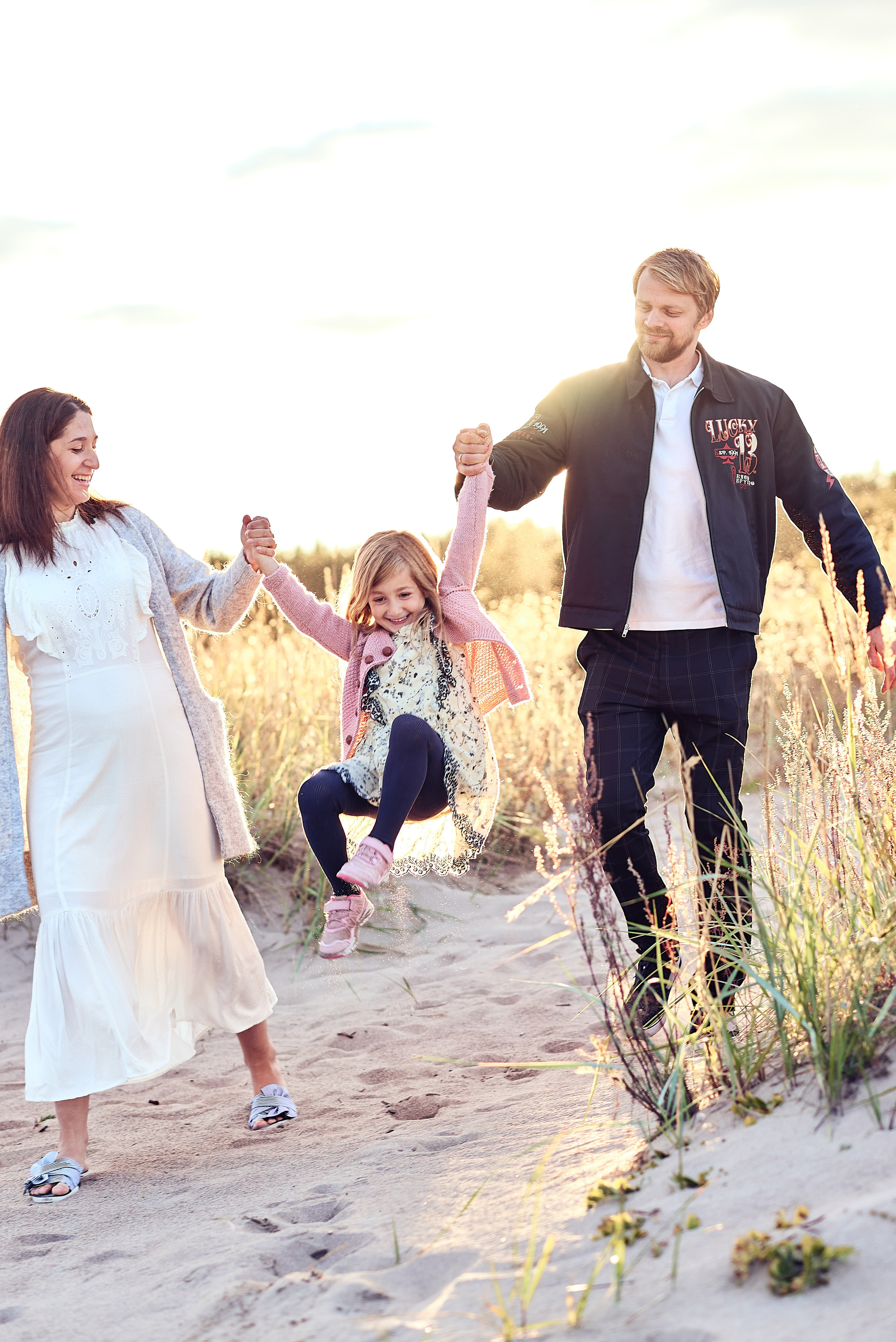 Familj / Gravid. Family and portrait photographer Natalja Biteniece