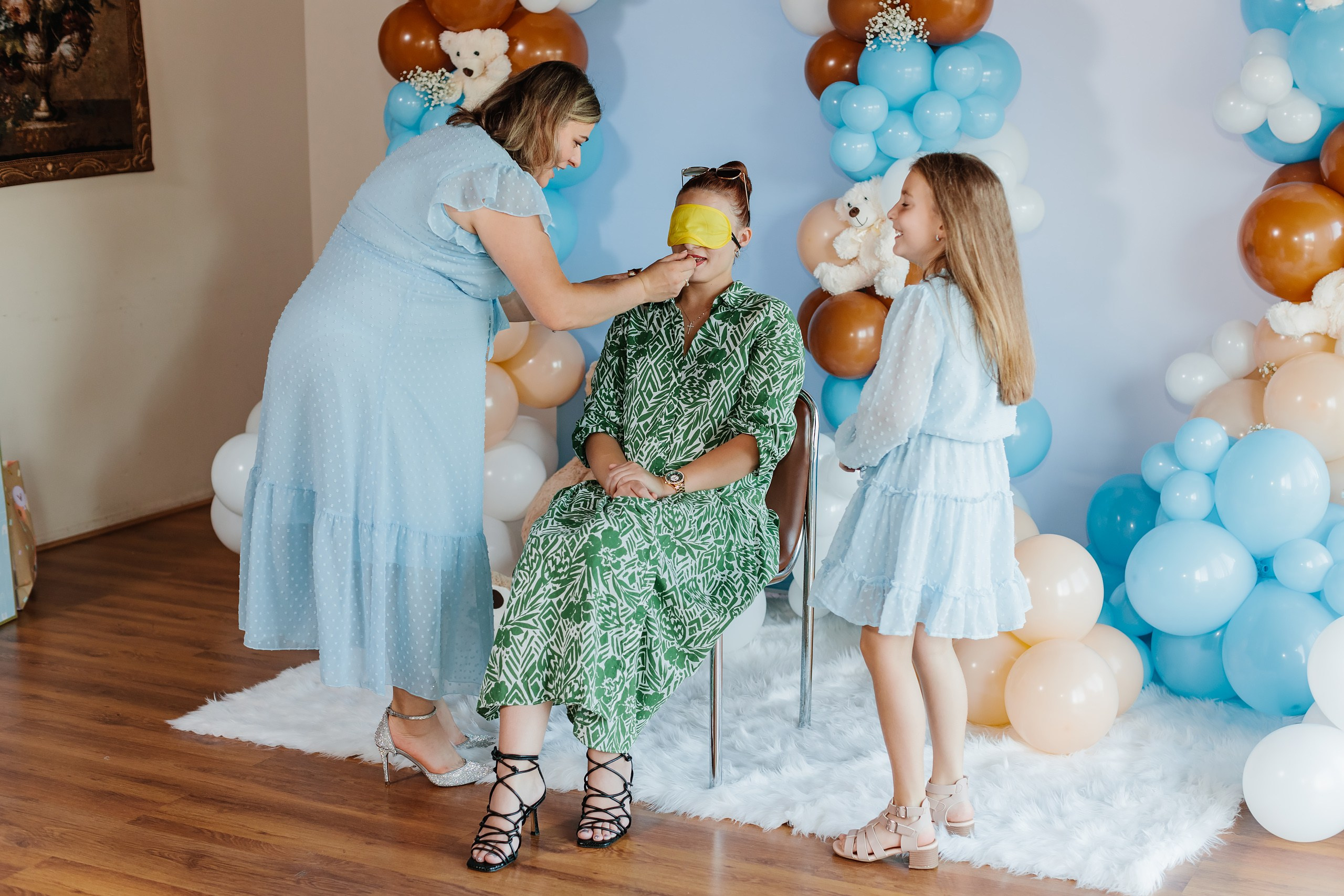 10.01.2022 Baby shower. Wedding family event photographer in Chicago Nick Yushevich
