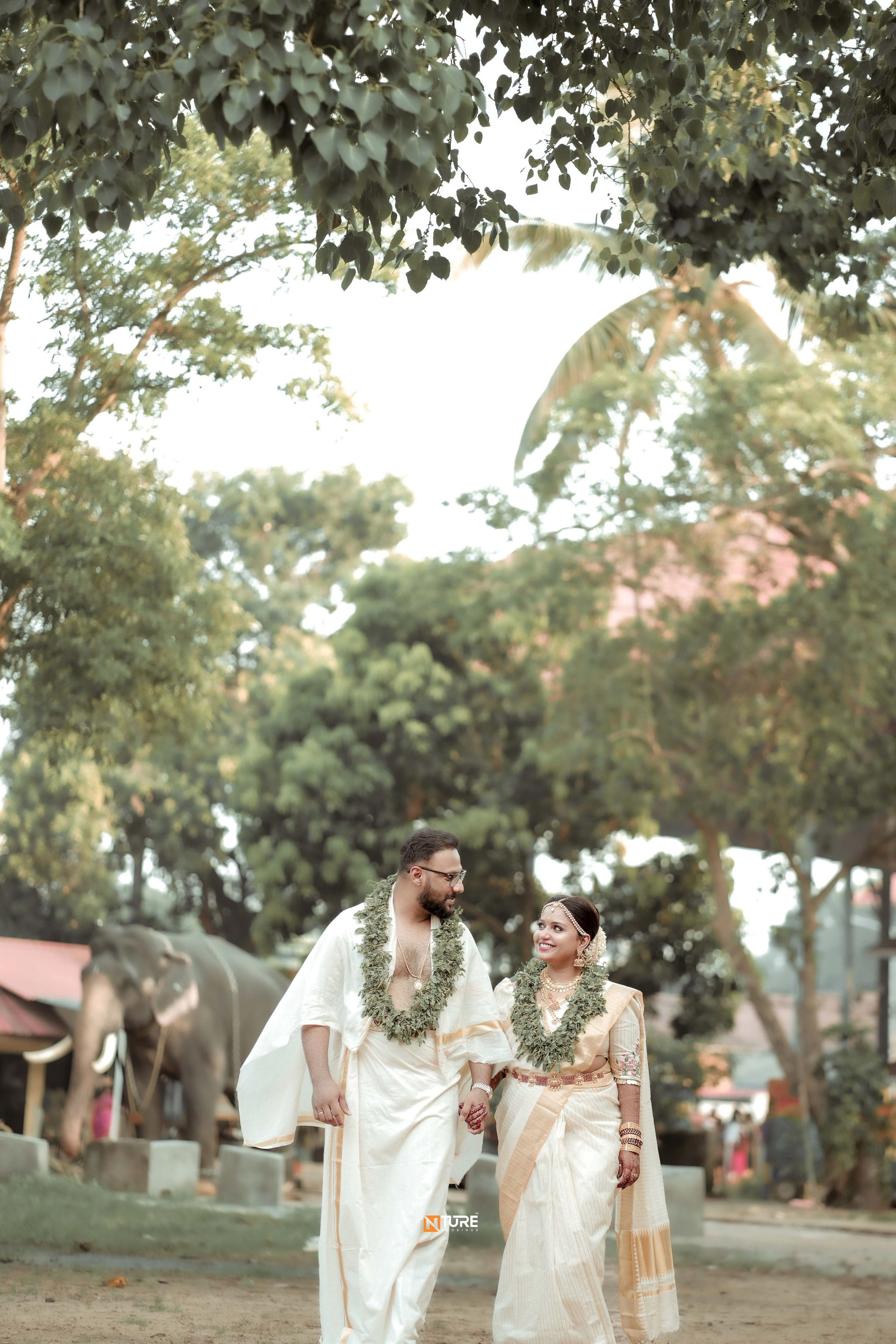 PHOTOS. NTURE WEDDING