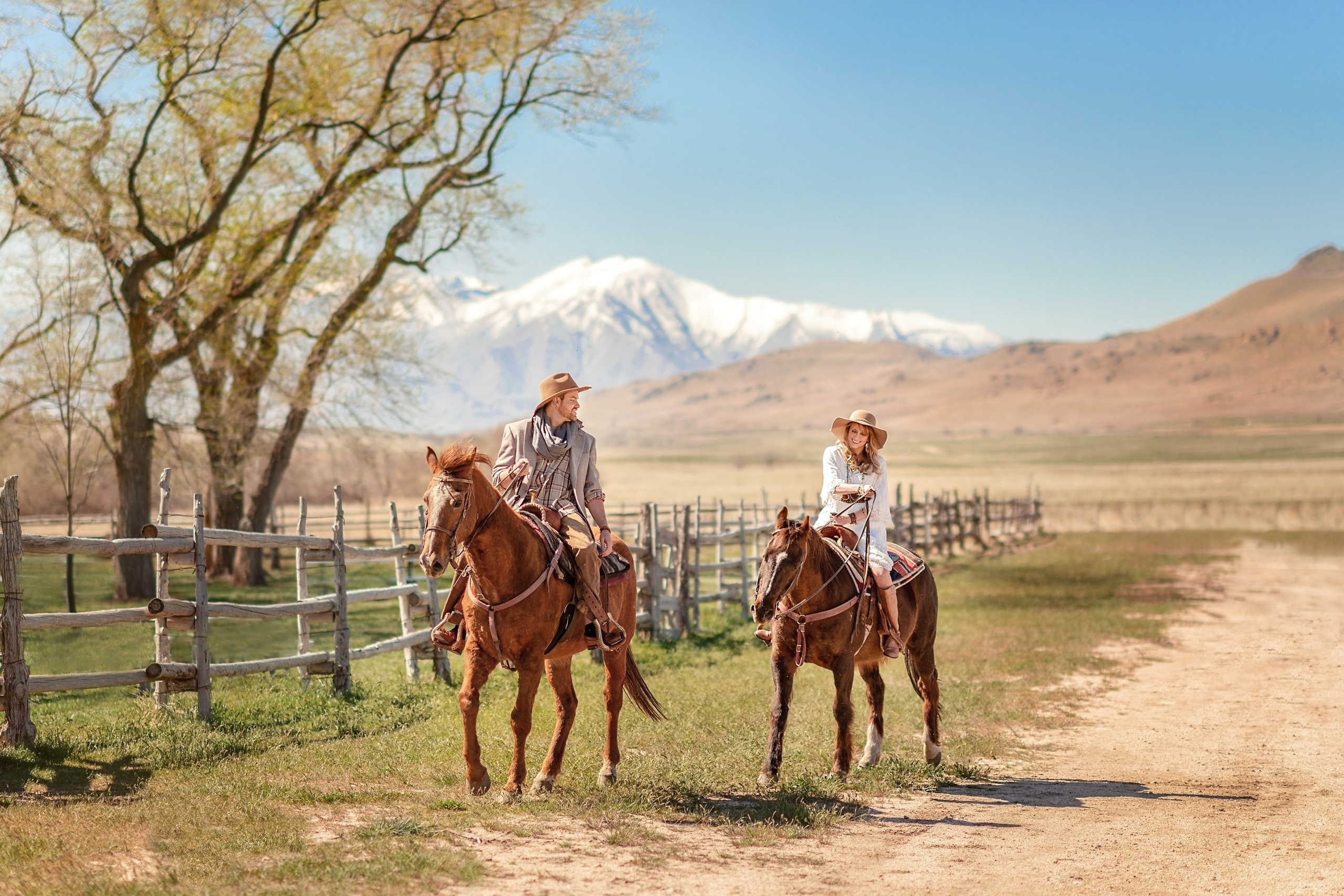Elopements. Wedding & family photography in Seattle area. Helen Michelle photographer