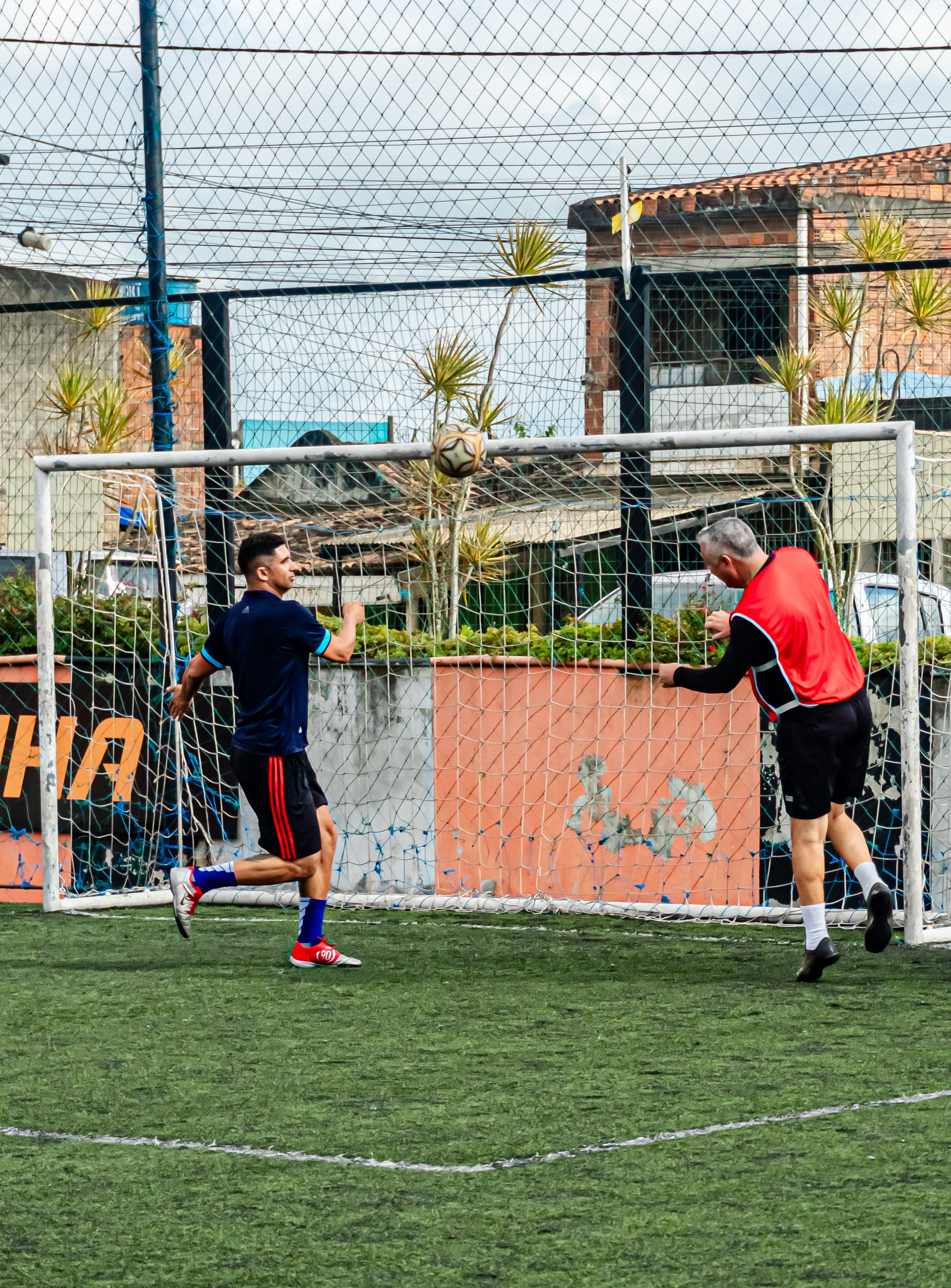 Futebol. Carlos Silva