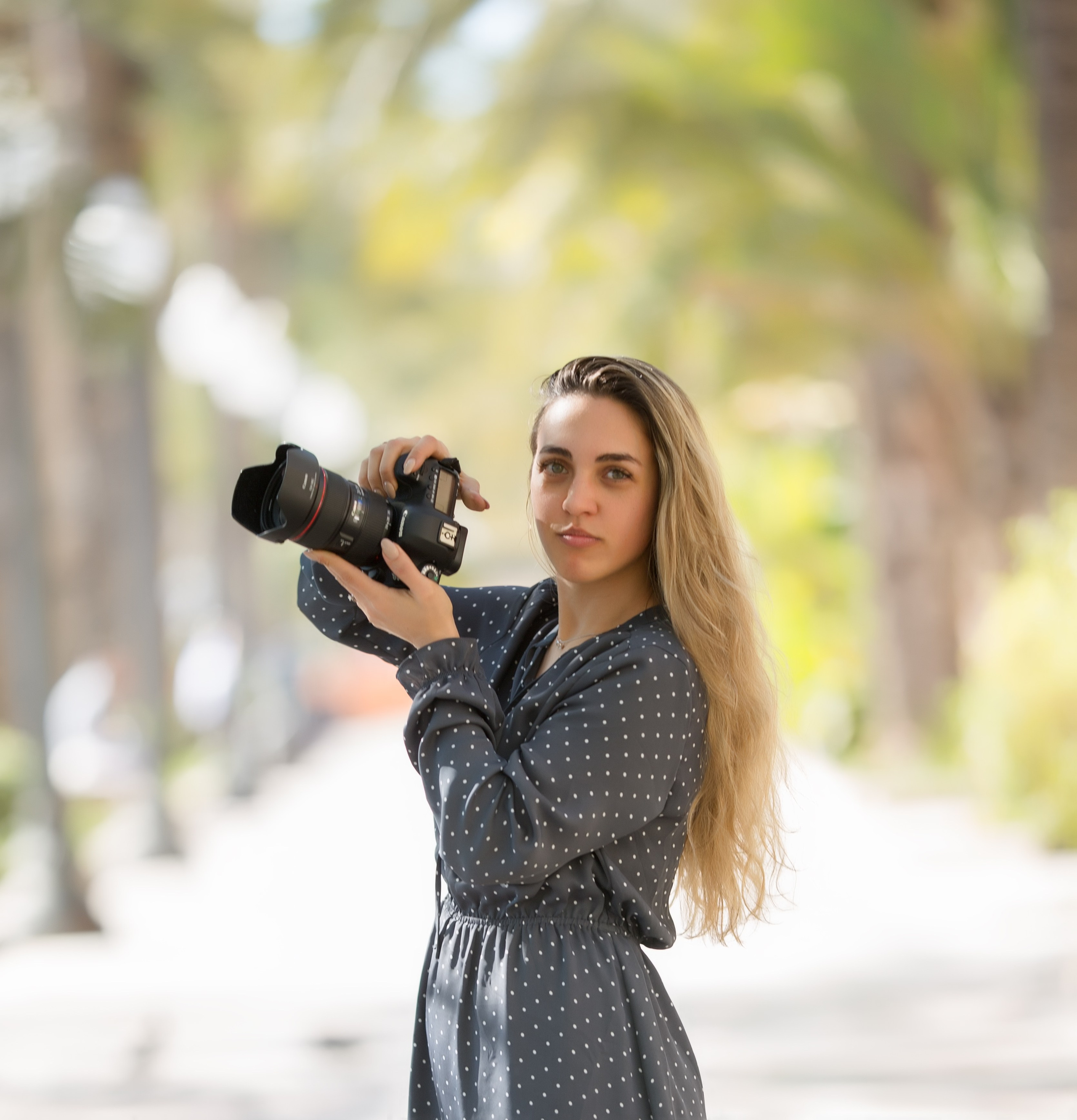 Contact. Family and real state photographer in Haugesund Dina Vikra