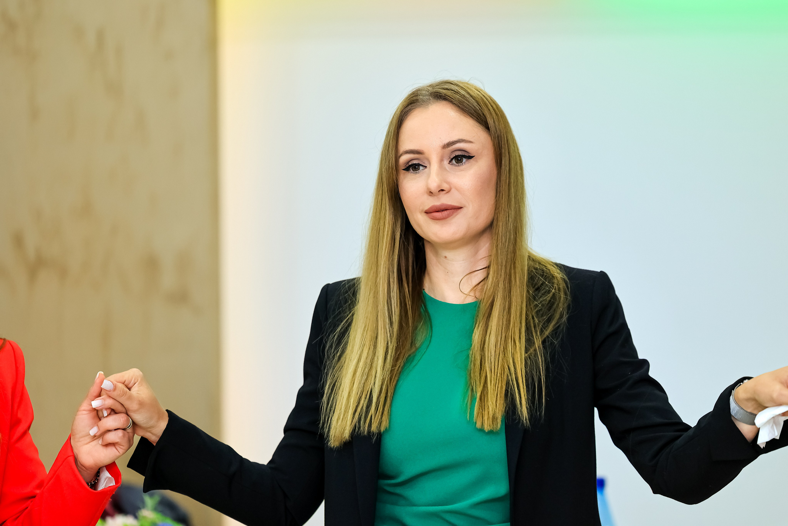 Iris Stefania. Moments By Gub