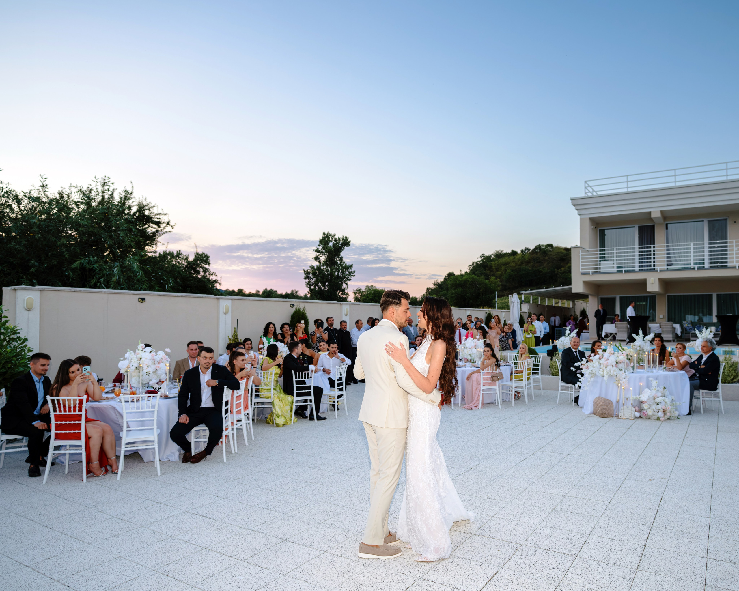Iubire la apus pe Dunăre | Sonia & Bogdan. Andrei Marta | Fotograf Nuntă & Destination Wedding
