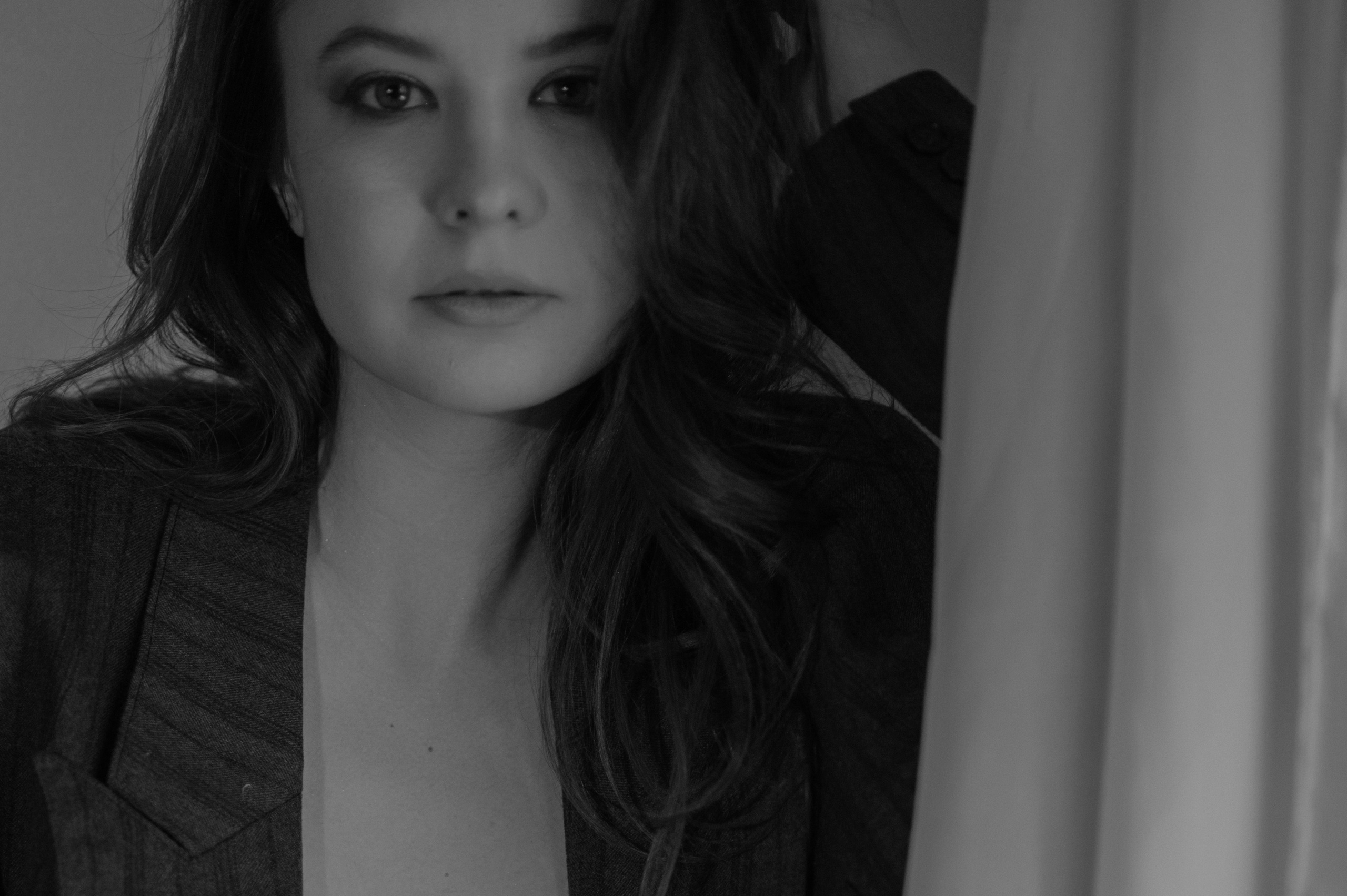 Minimalism. Wedding and commercial photographer