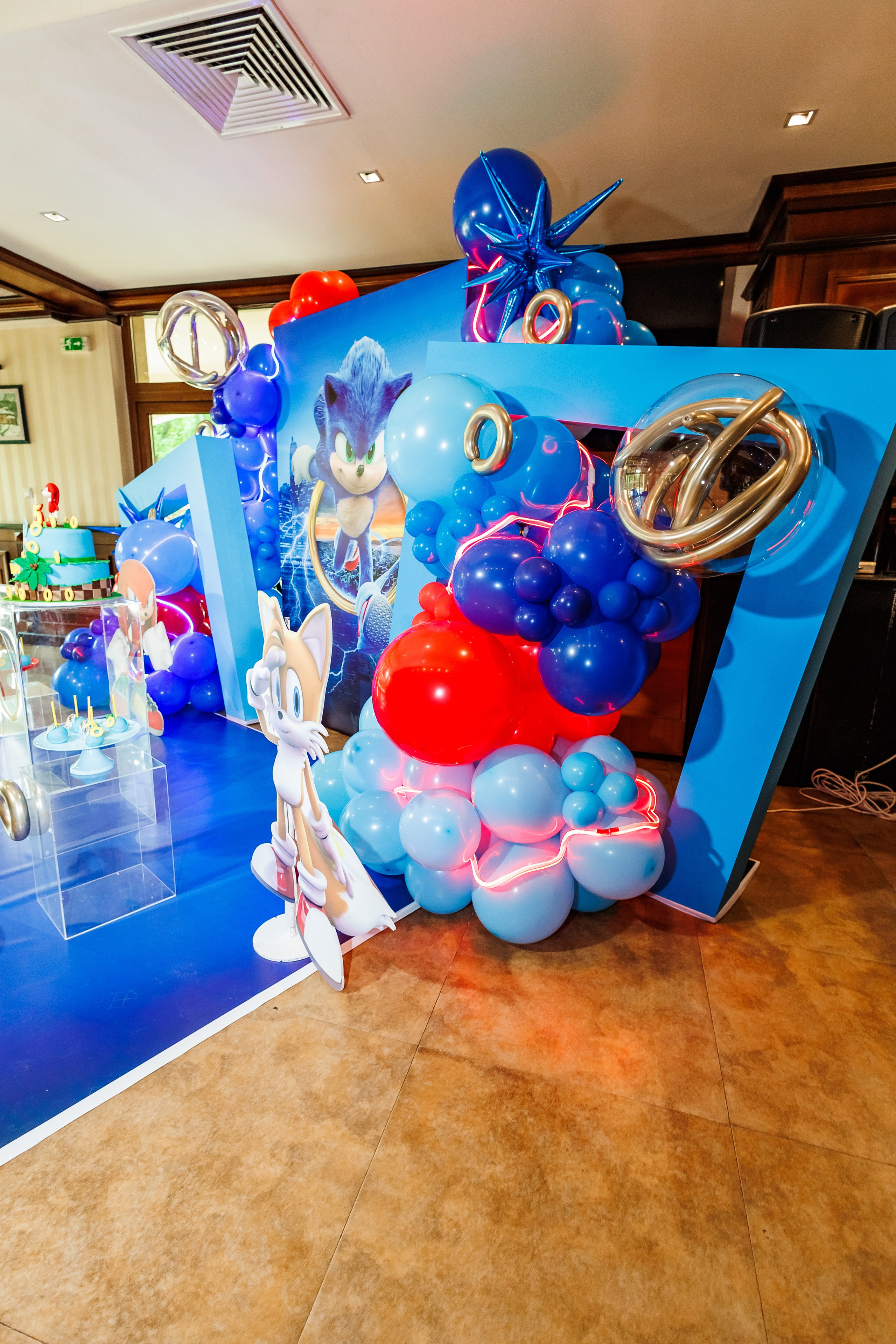 Честит Рожден Ден. Фотограф Ирина Йотова