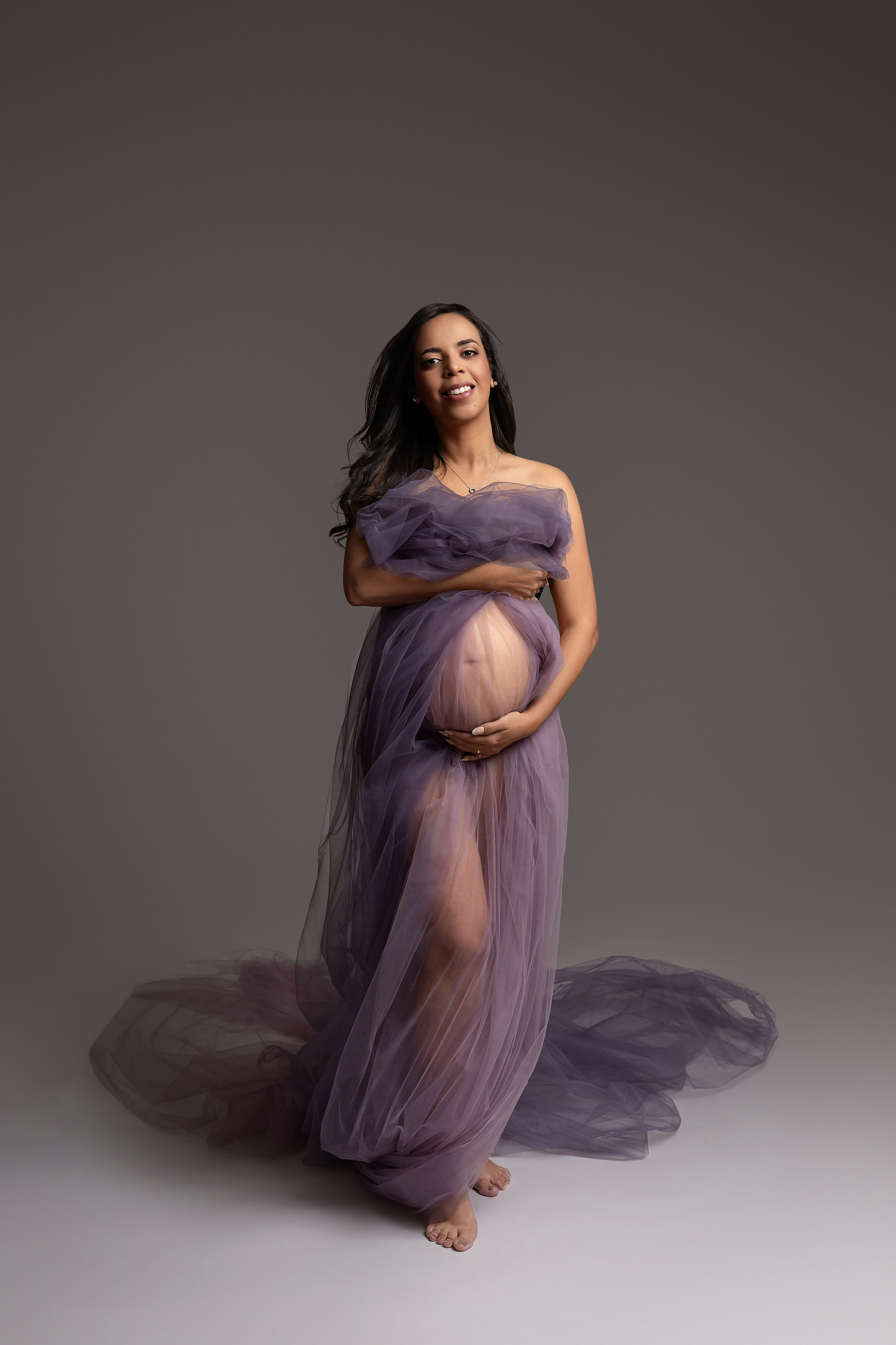 Babybauch. Neugeborene- Schwangerschaft- und Kinder Fotografin in Lehre