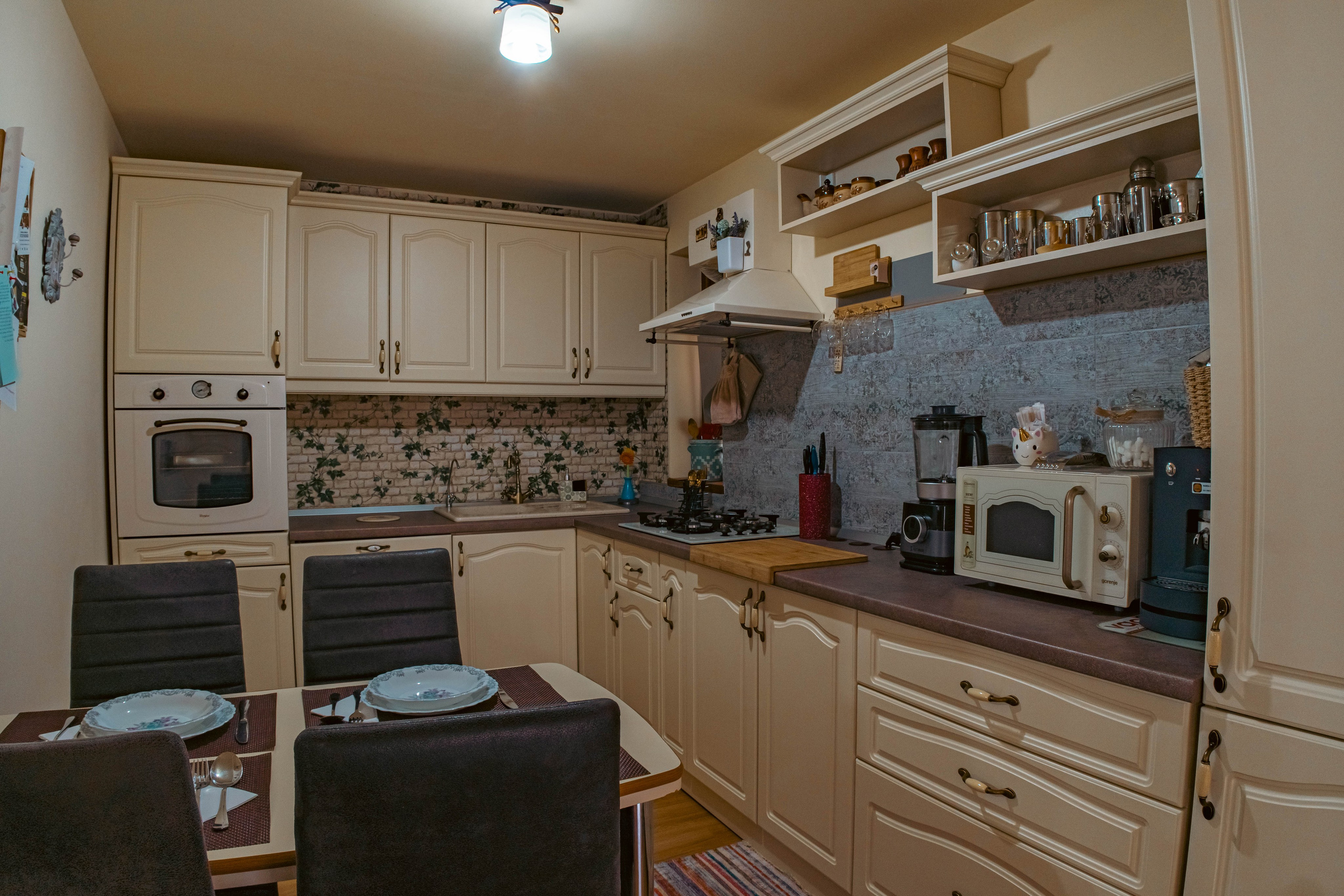 REAL ESTATE. Alecsandru Braicu — Sports Photographer