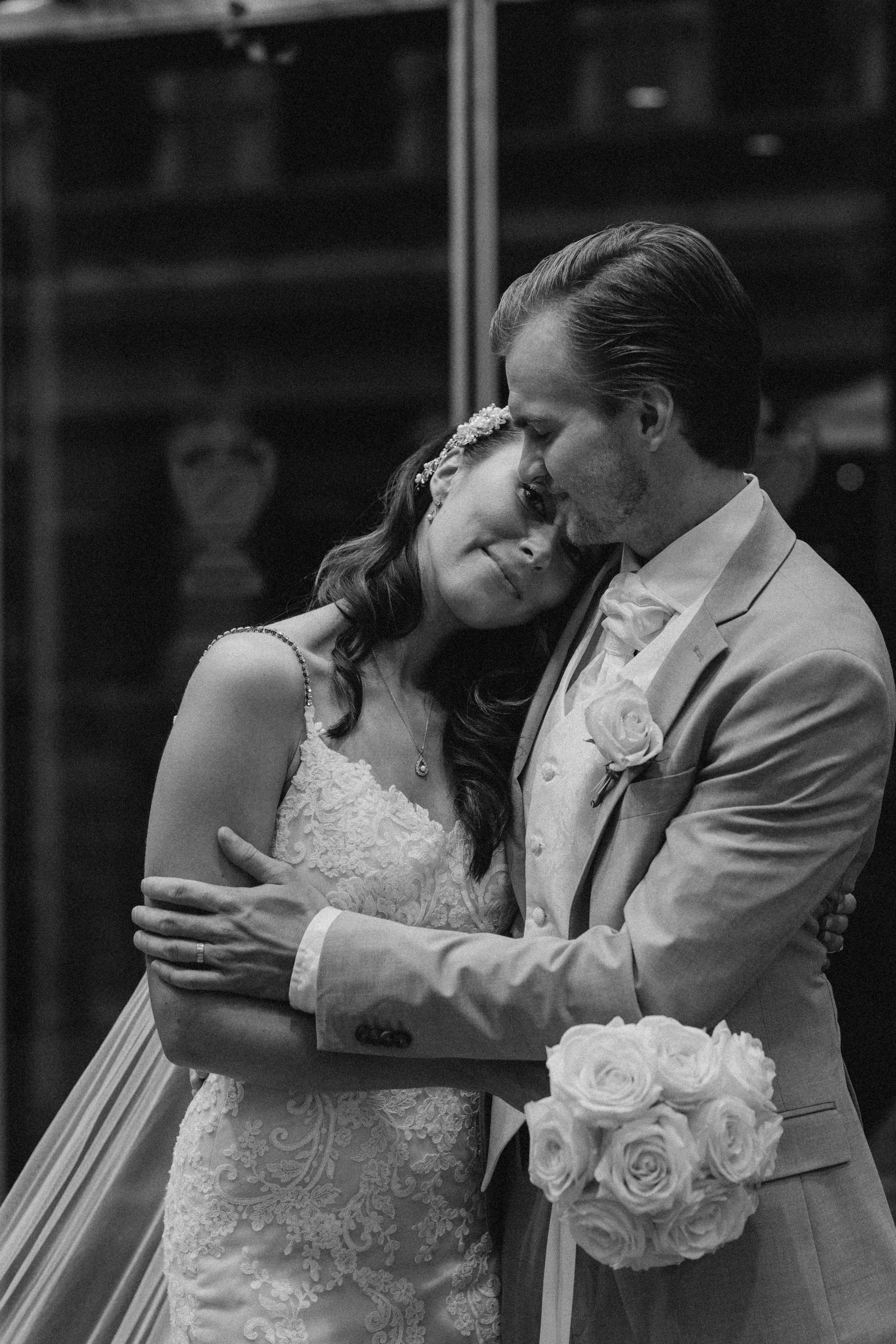 Häät, parikuvaus, potretti, hääkuvaus. Wedding and potrait photographer in Helsinki Vickan O