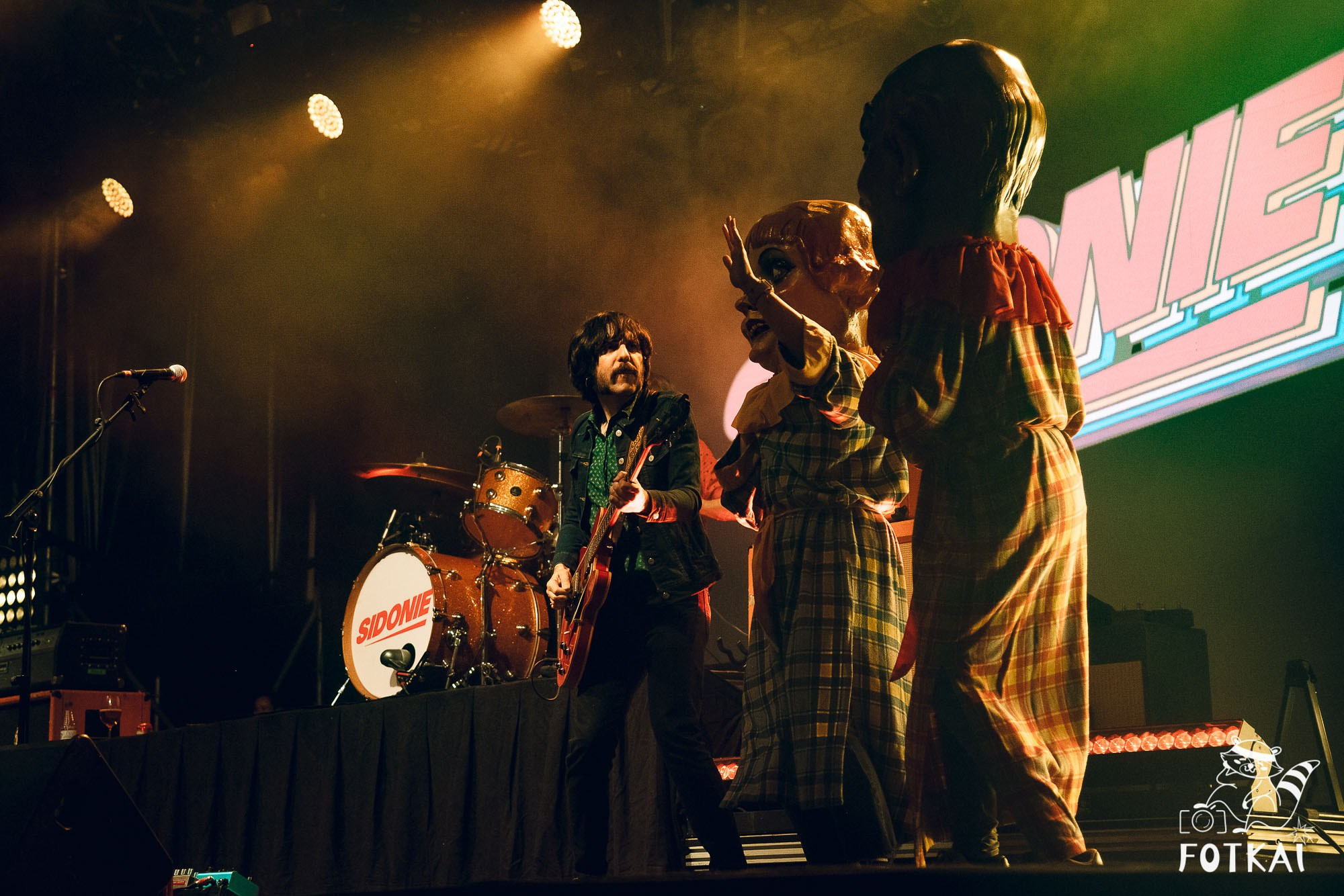 Sidonie en Torrevieja 2025 – Fotos del concierto y reportaje completo | FOTKAI